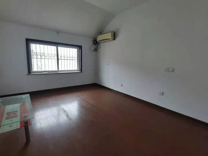 城港花苑西区 4室2厅1卫 122m&sup2;