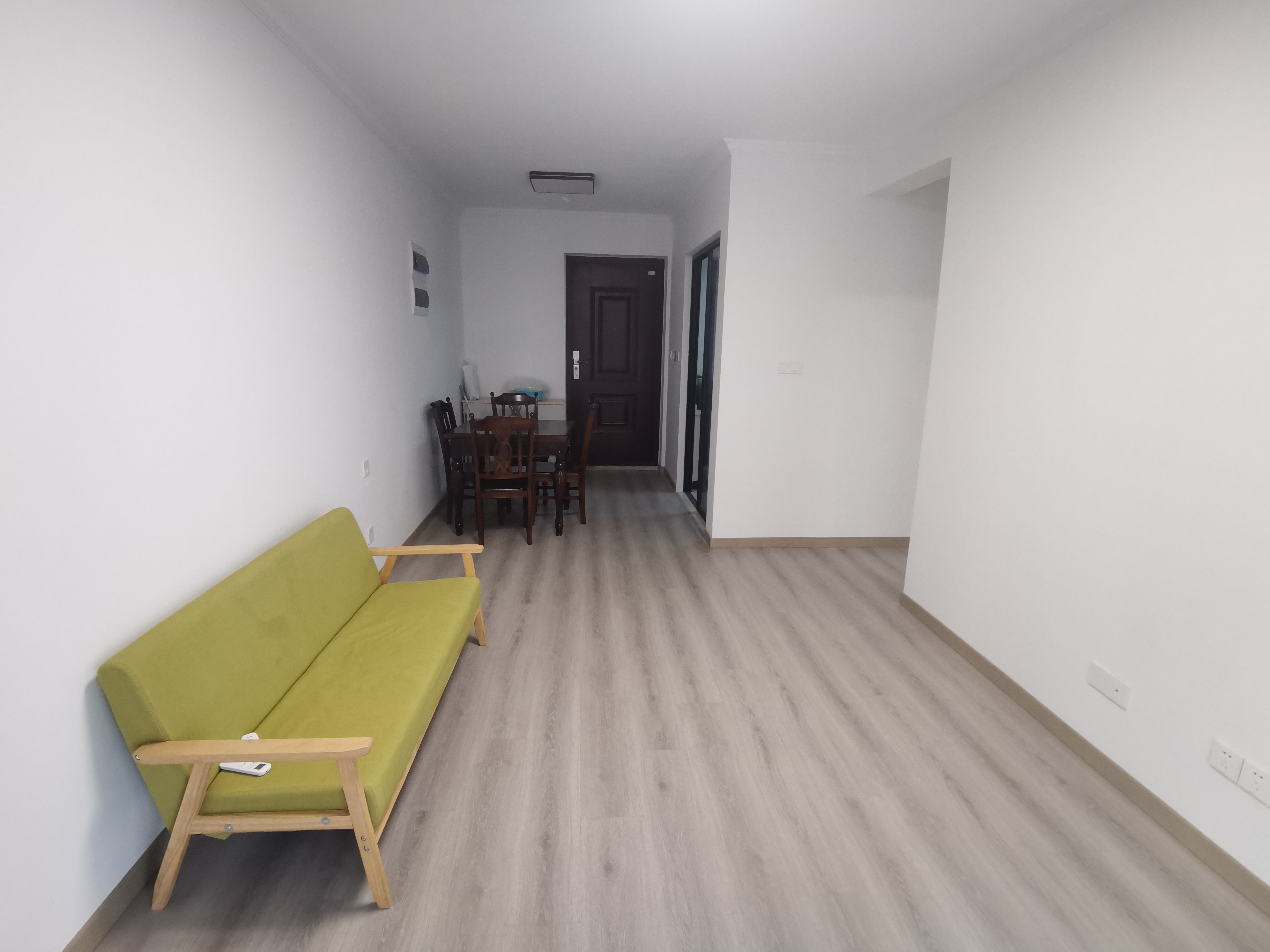 绿地江海图 3室2厅1卫 89m&sup2;