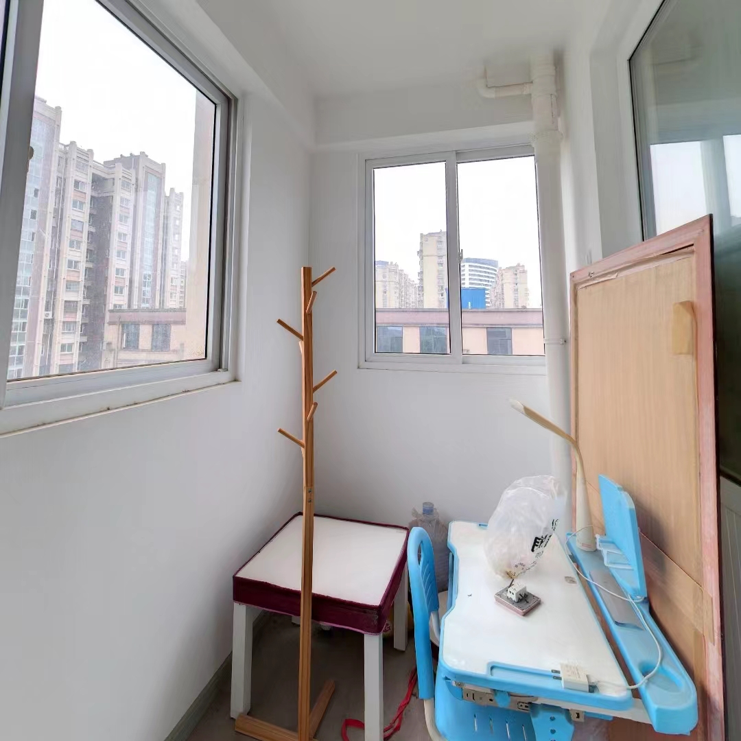江海东苑 2室1厅1卫 96.38m&sup2;
