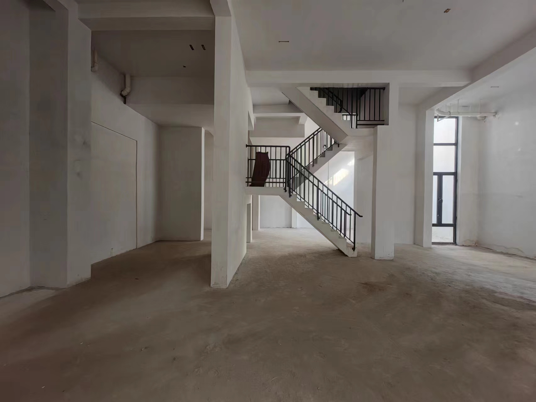 红星天铂 3室2厅2卫 134m&sup2;