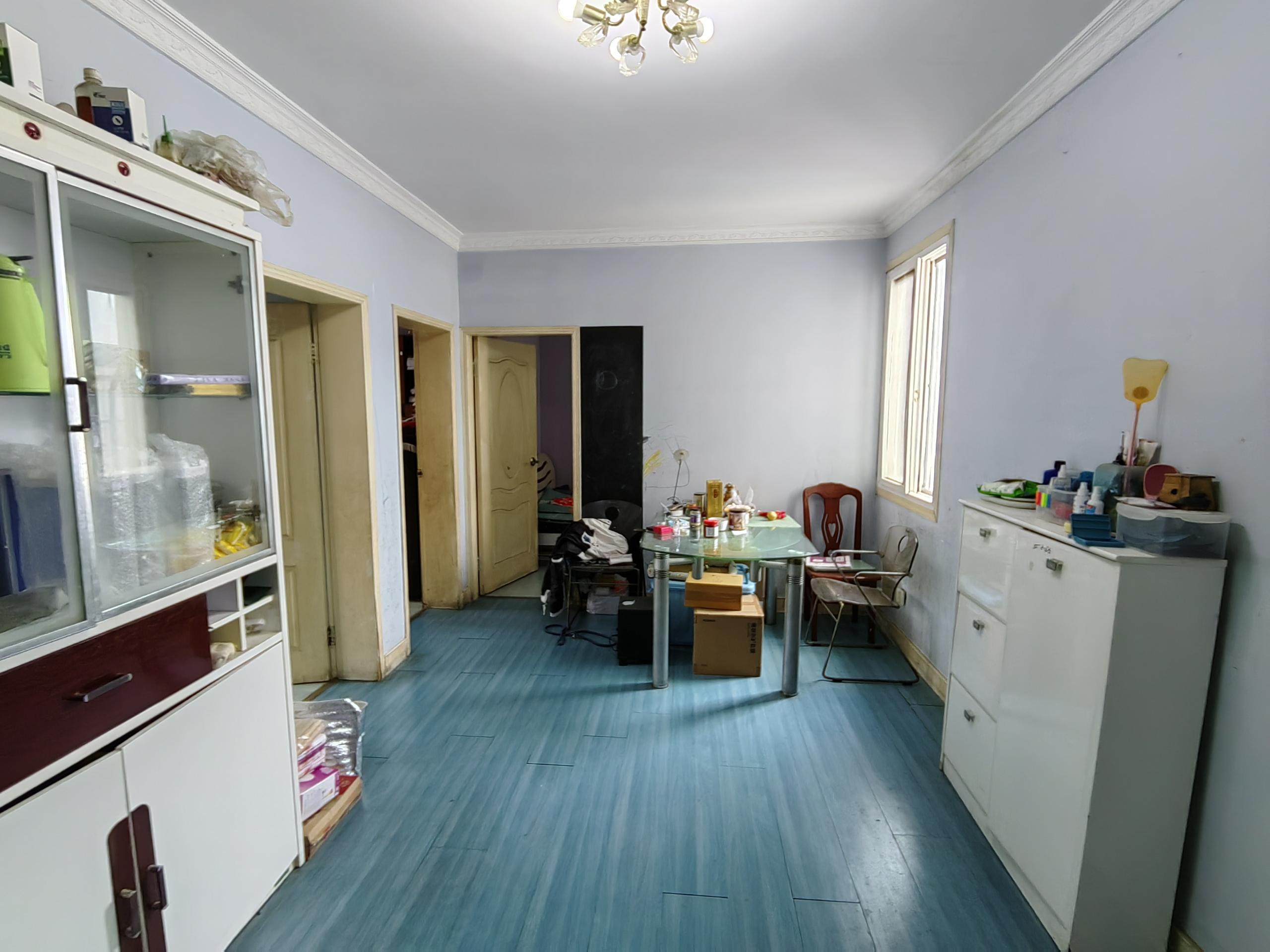 郭里园 3室1厅1卫 81.37m²