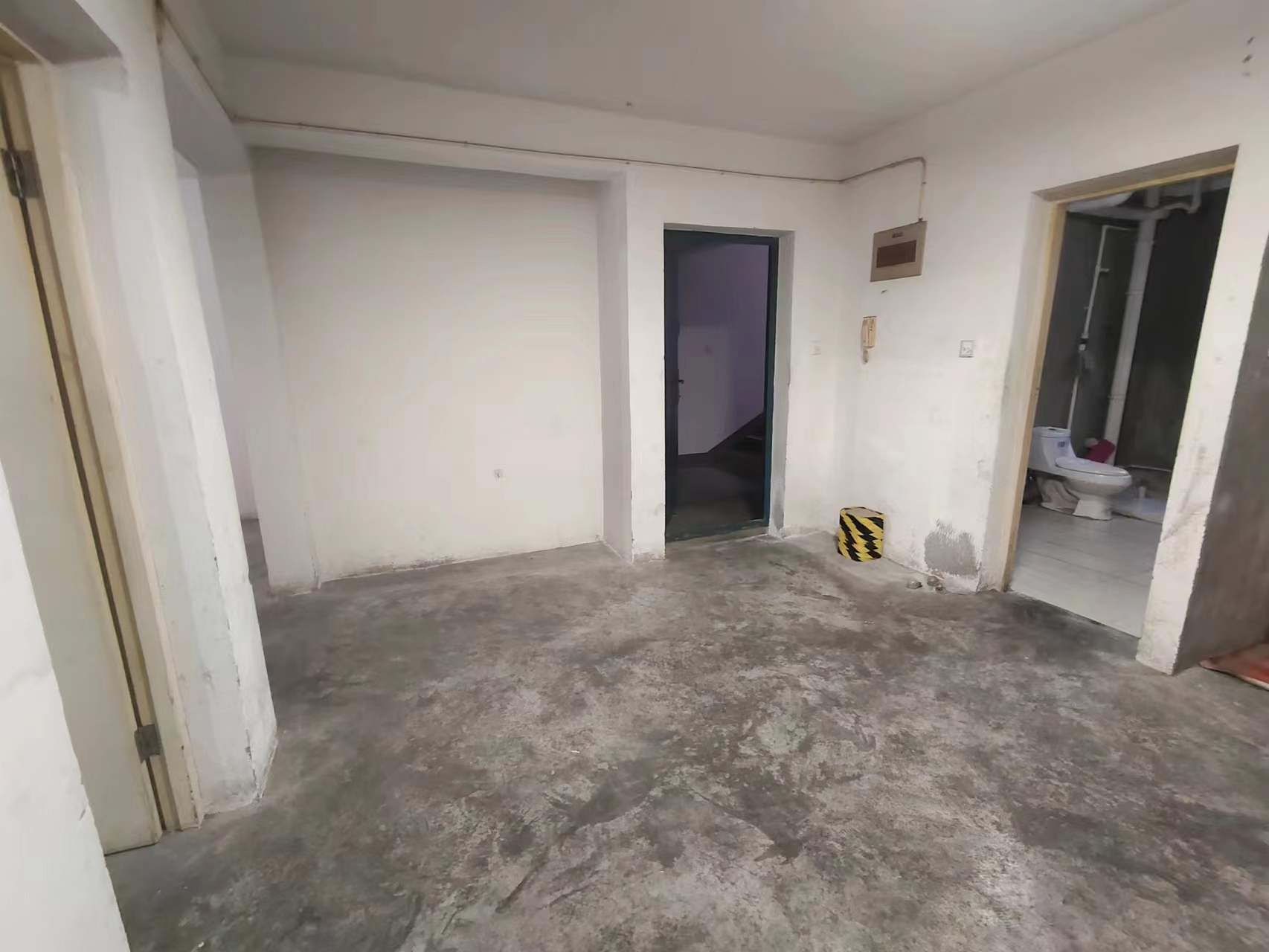 新华佳园 2室1厅1卫 87m&sup2;