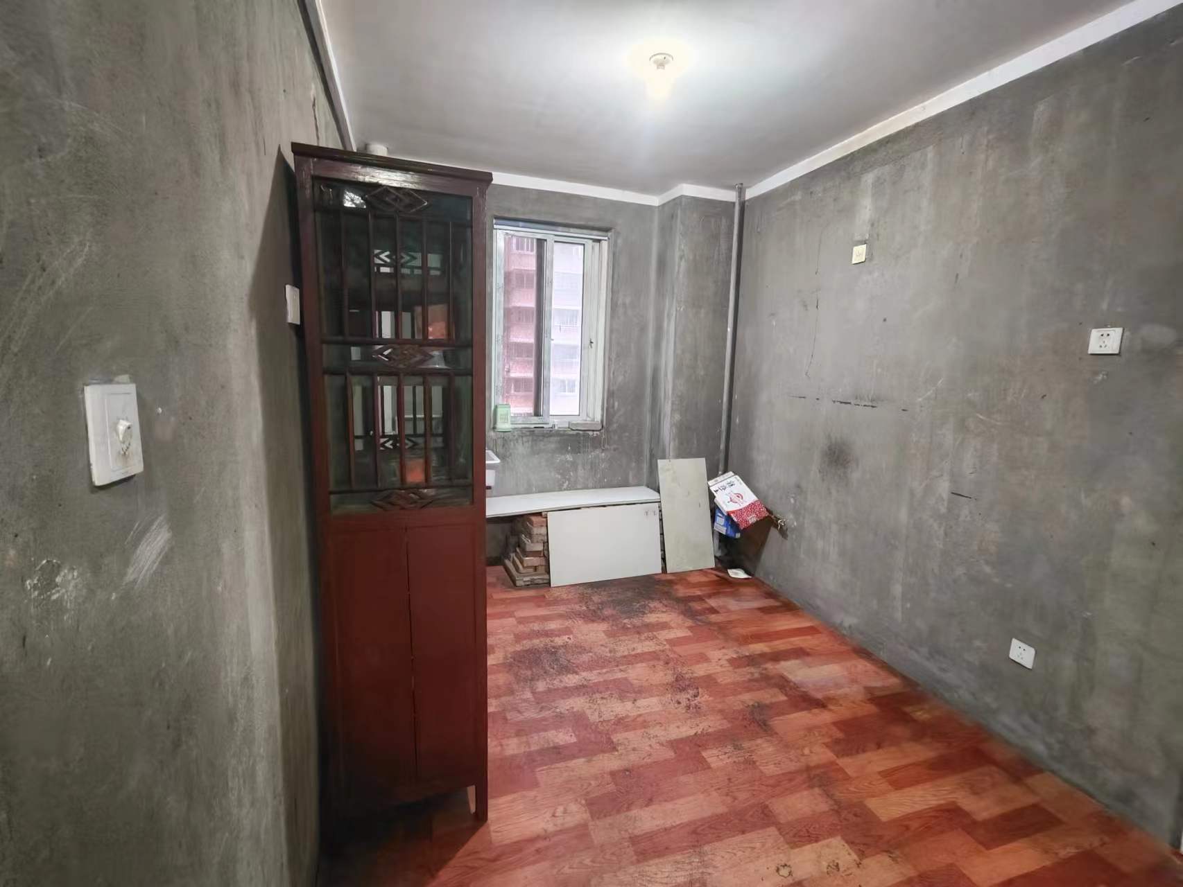 新华佳园 2室1厅1卫 87m&sup2;