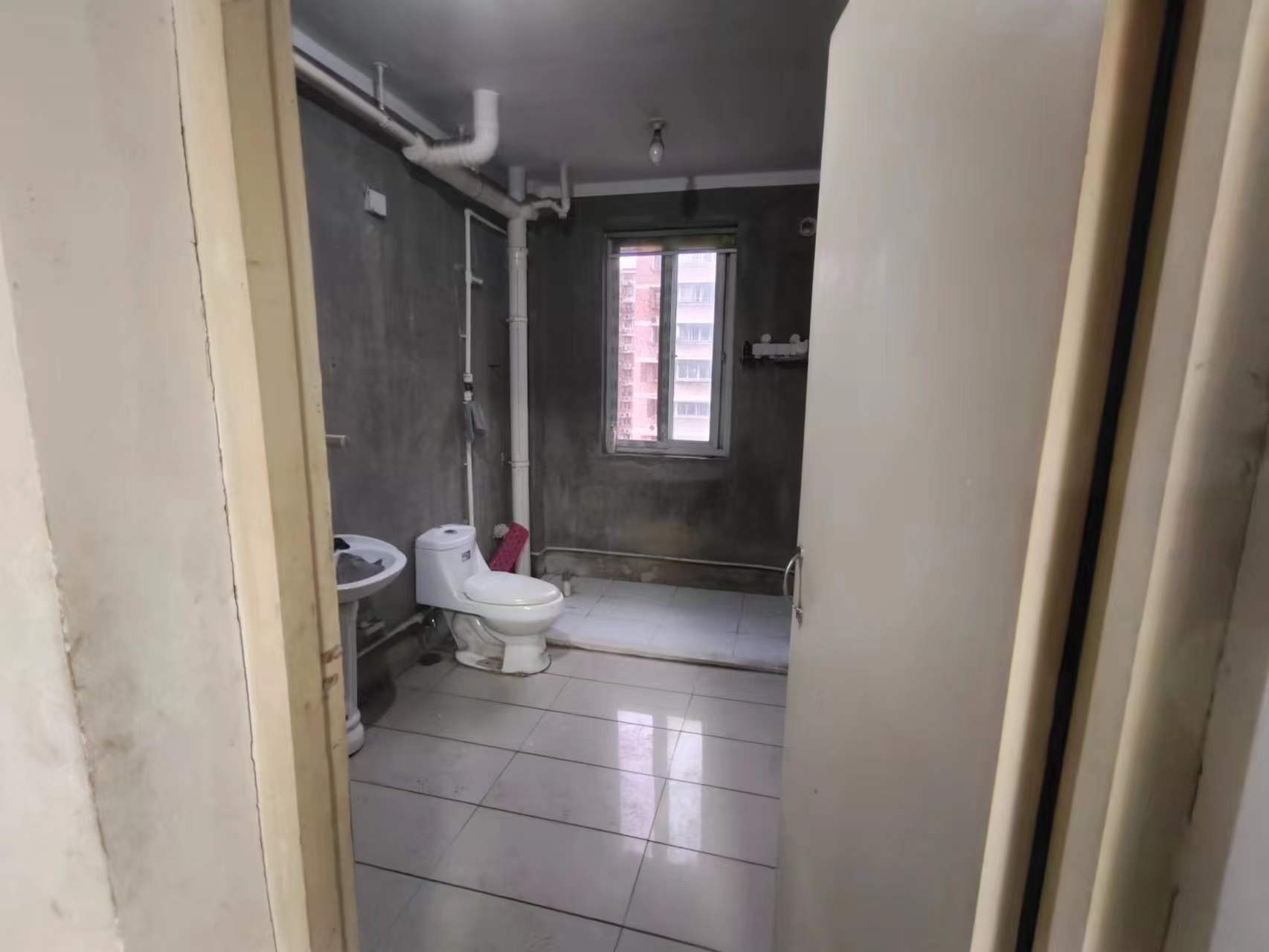 新华佳园 2室1厅1卫 87m&sup2;