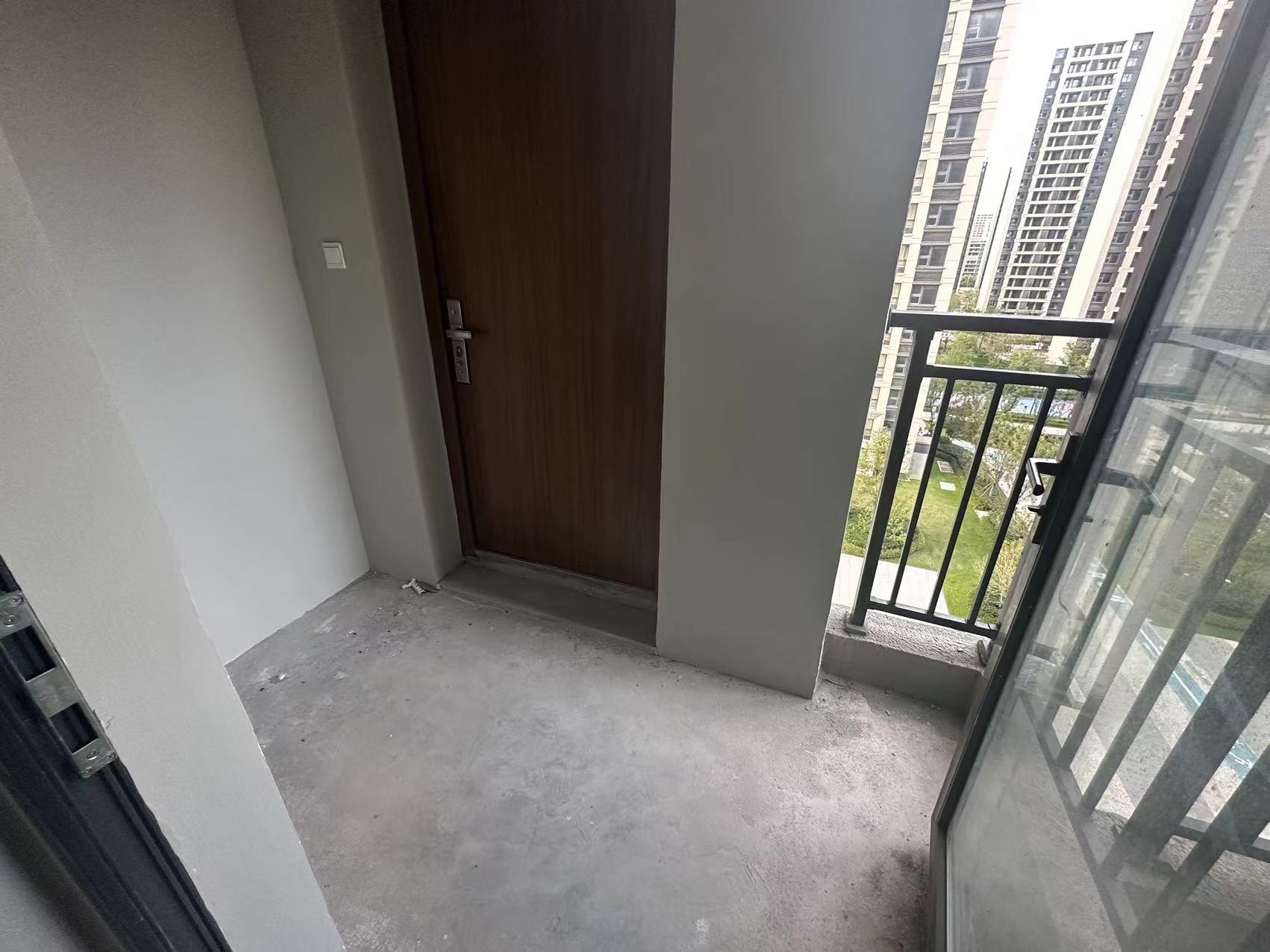 东时区 3室2厅2卫 115m&sup2;