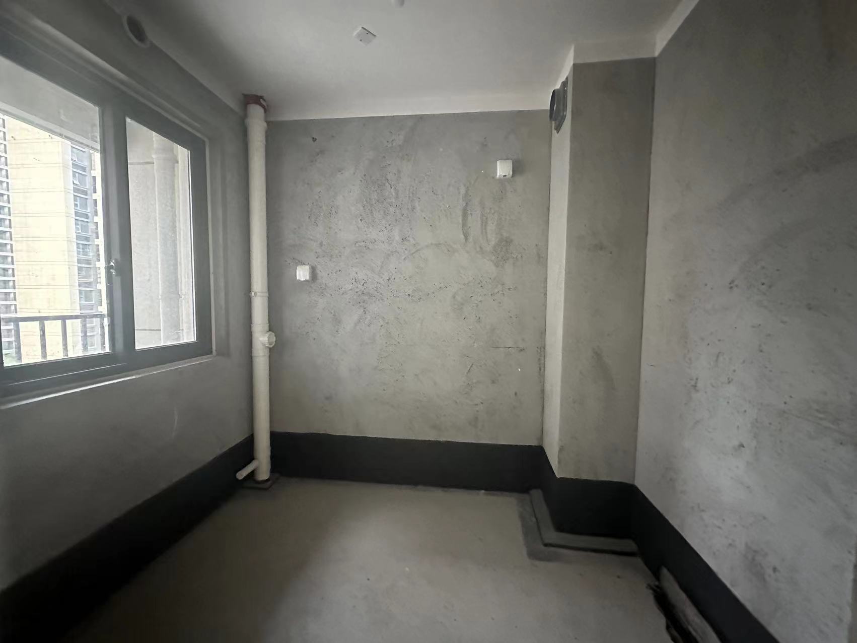 东时区 3室2厅2卫 115m&sup2;
