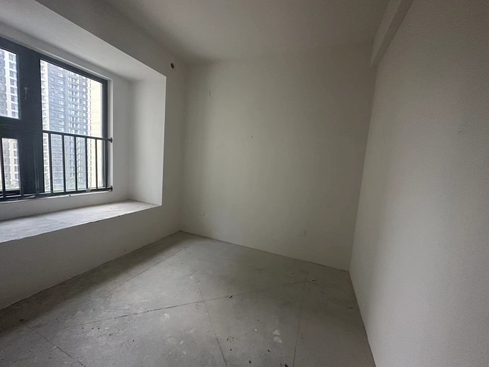 东时区 3室2厅2卫 115m&sup2;