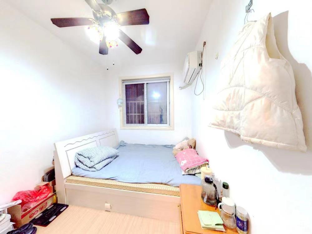 城山家园 3室1厅1卫 105.00m&sup2;