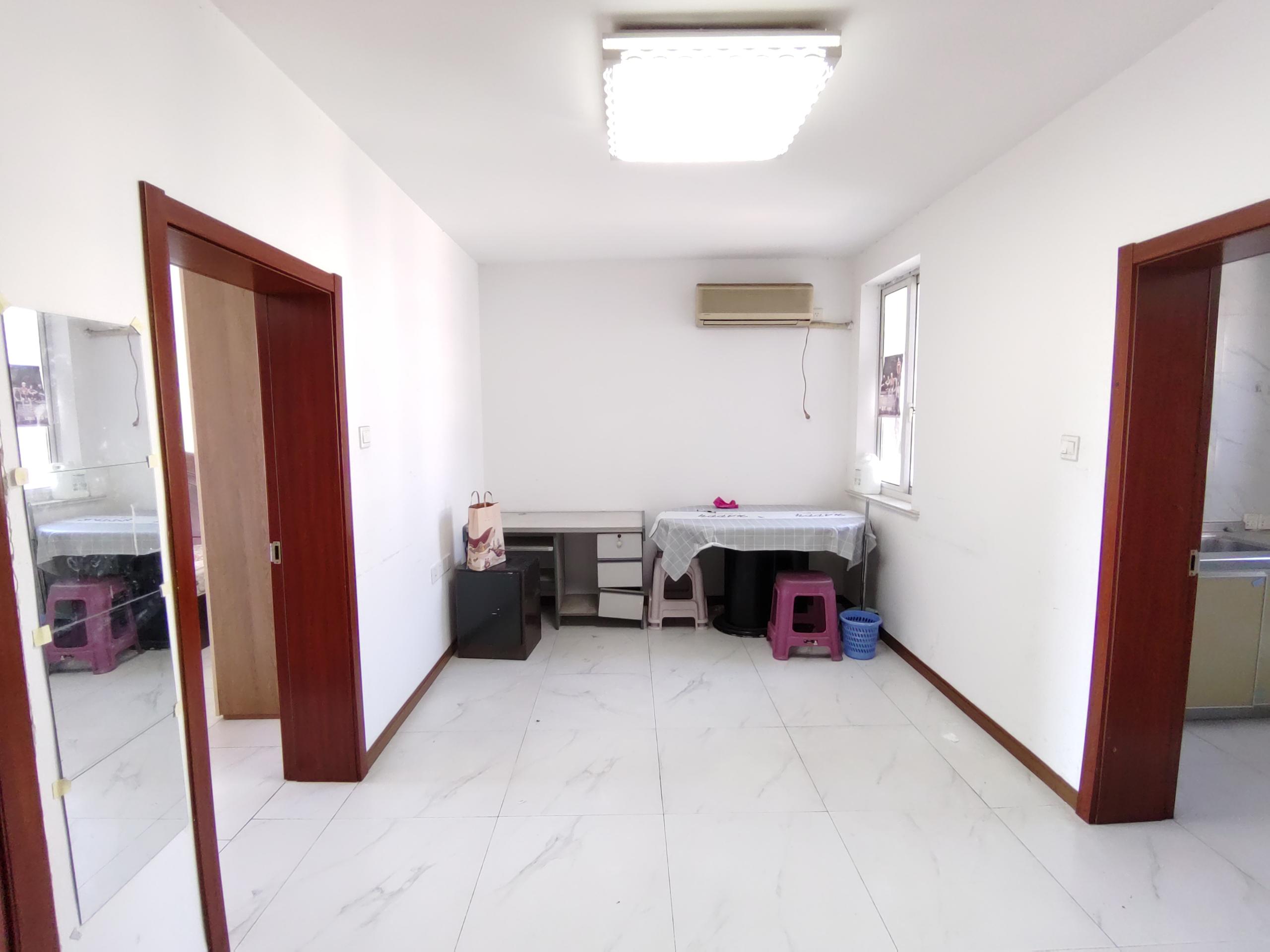郭里园 2室2厅1卫 62.56m²