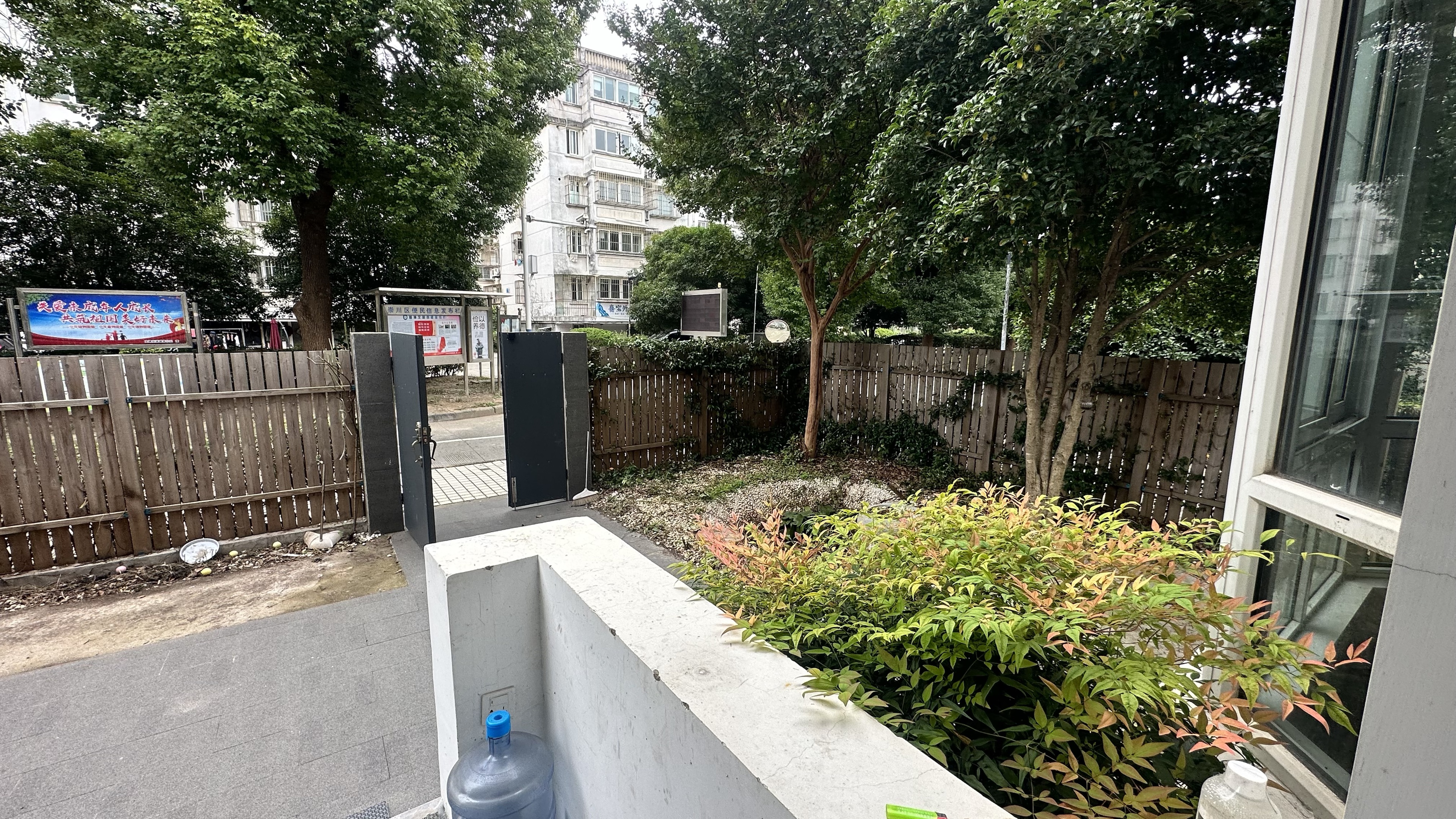城南小苑 3室2厅1卫 300m&sup2;