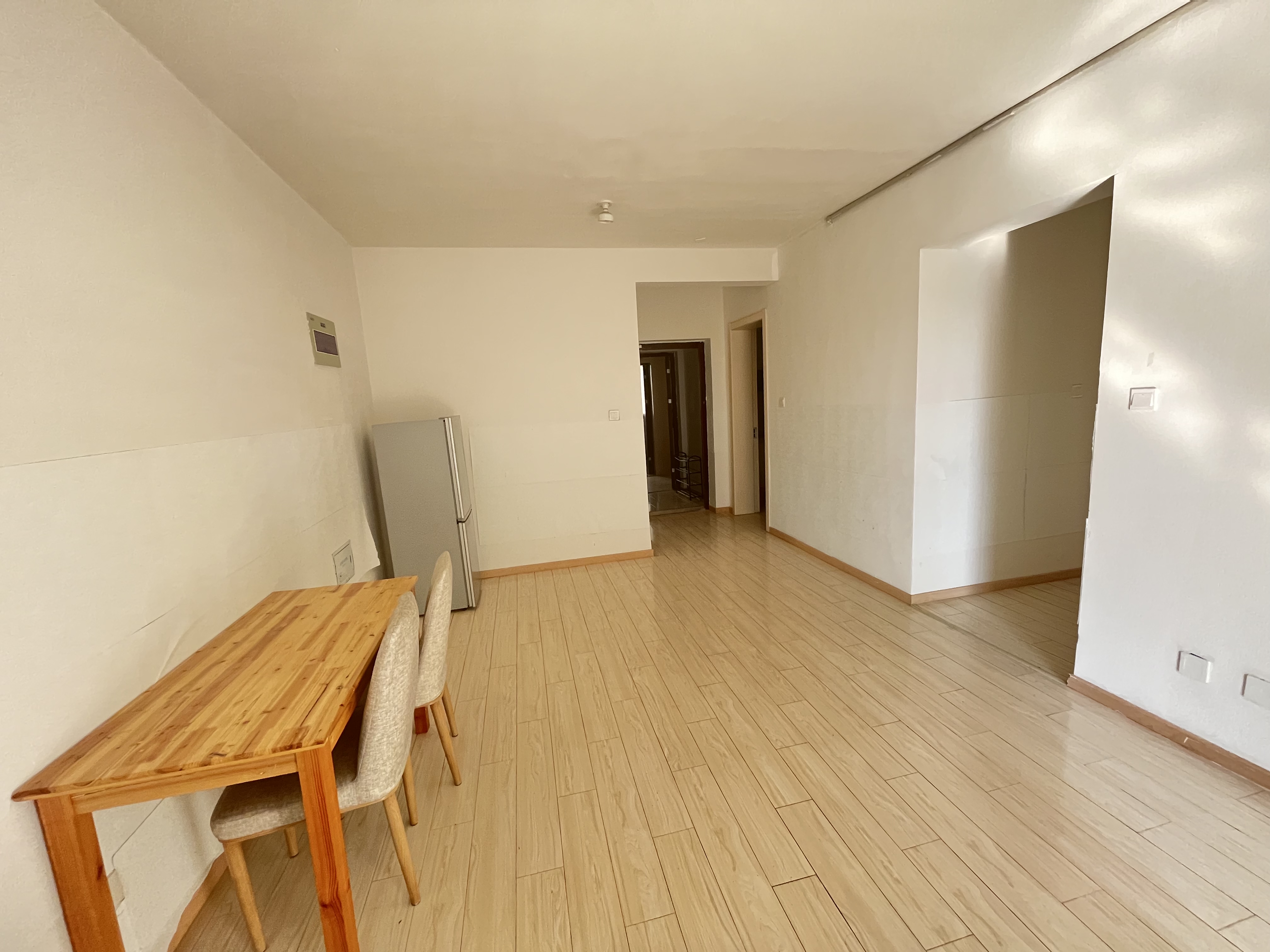 中港翡翠城 2室1厅1卫 89.88m²
