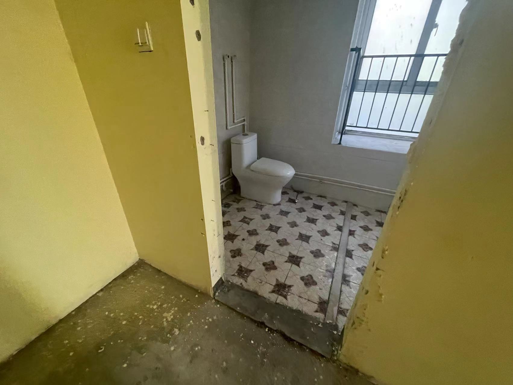 中南世纪花城三期 4室2厅2卫 165.00m&sup2;