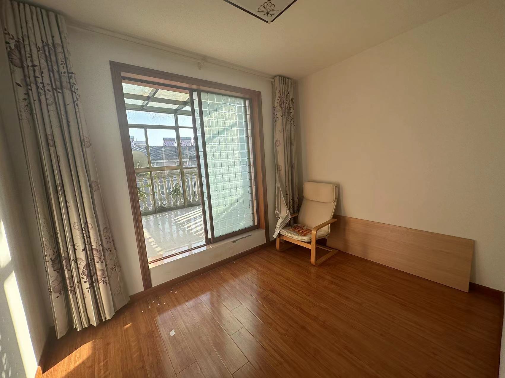 金欣佳园B区 3室2厅1卫 105.00m&sup2;