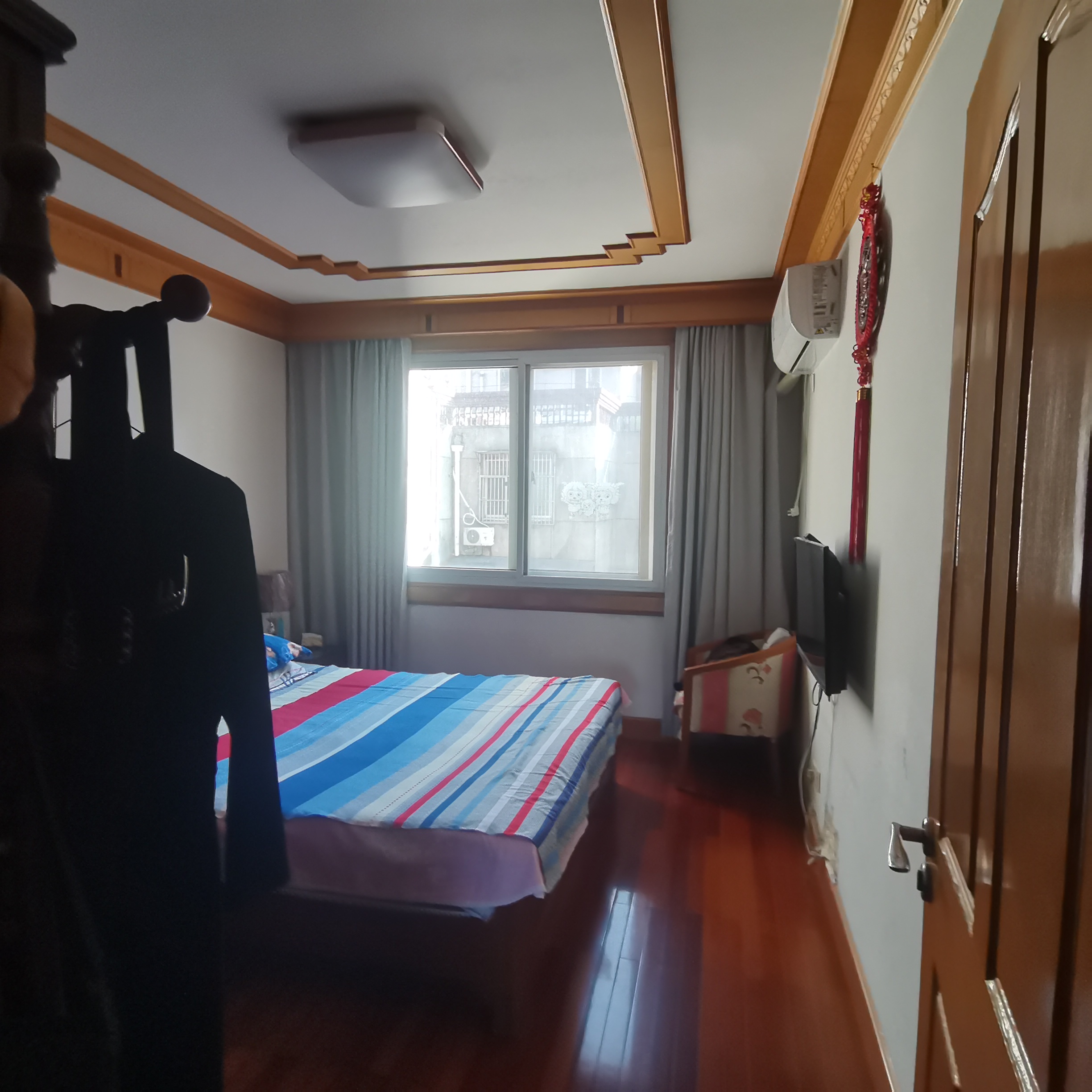 小石桥花苑 3室1厅1卫 100m&sup2;