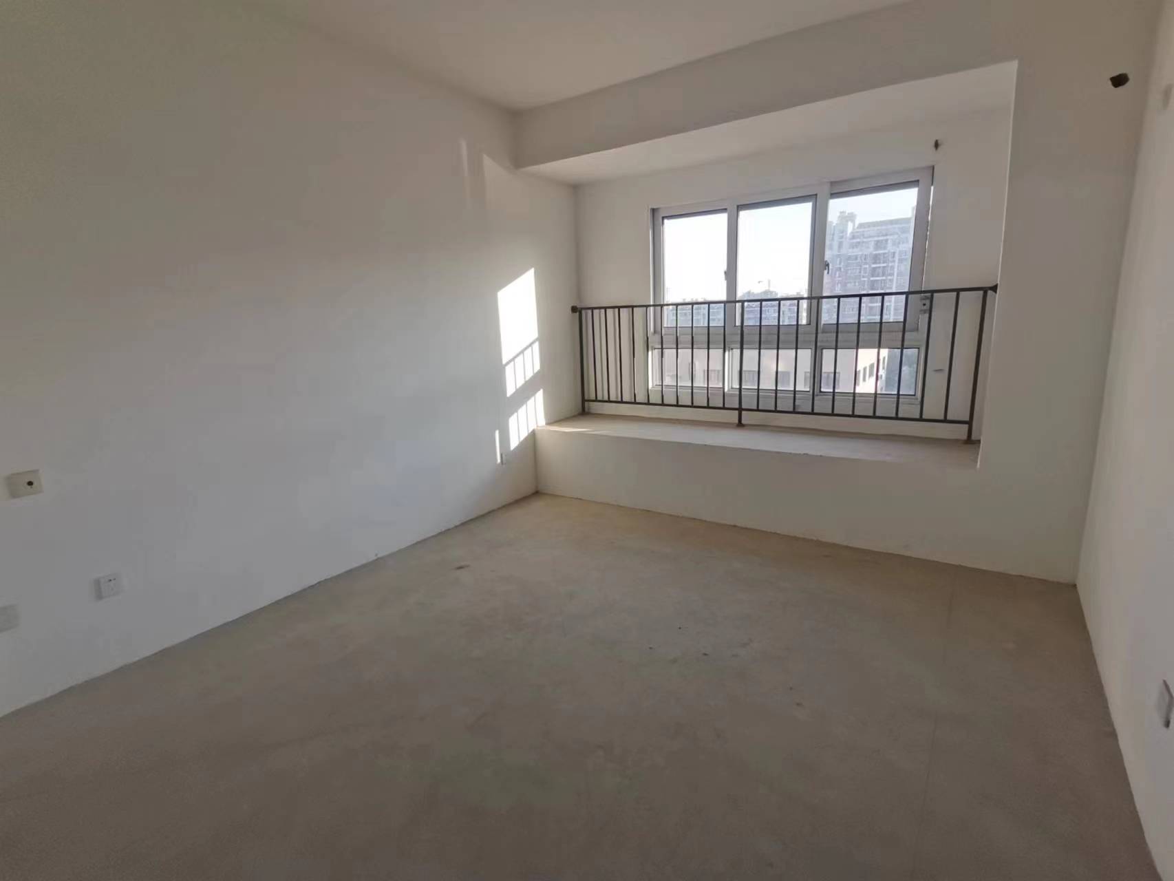 和融&bull;优山美地名邸 3室2厅1卫 129.00m&sup2;