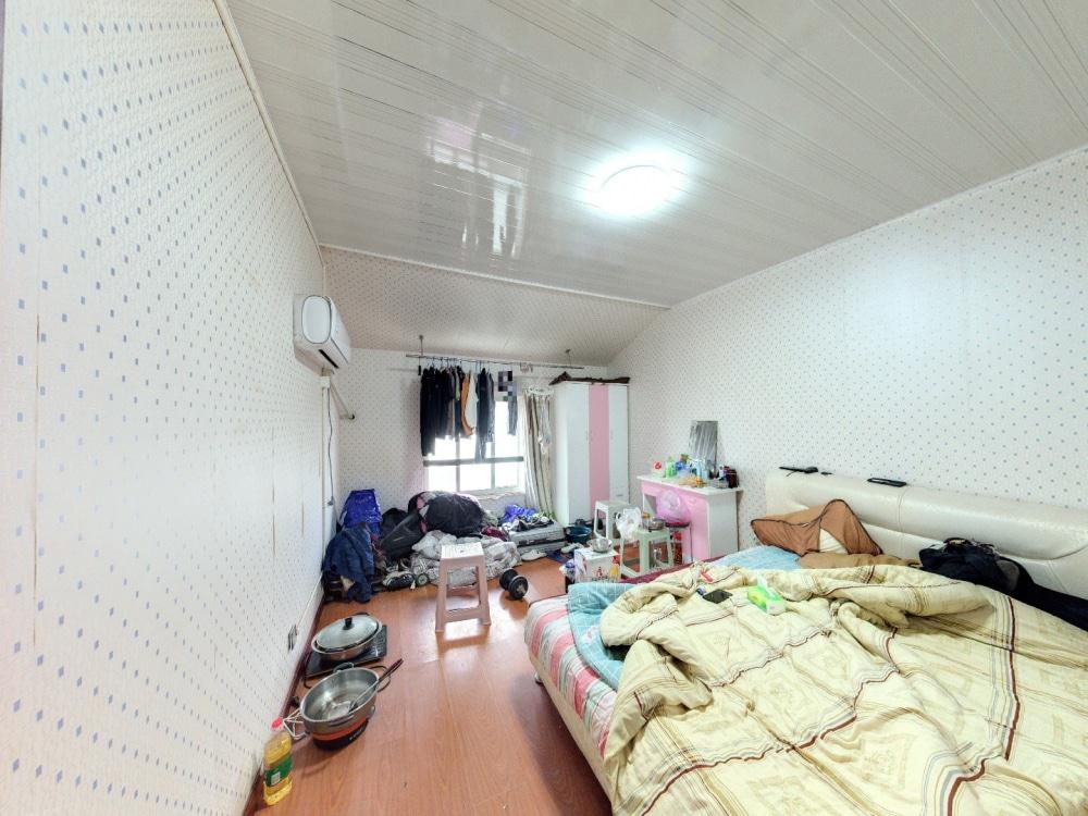 永兴佳园二期 6室2厅1卫 227m&sup2;