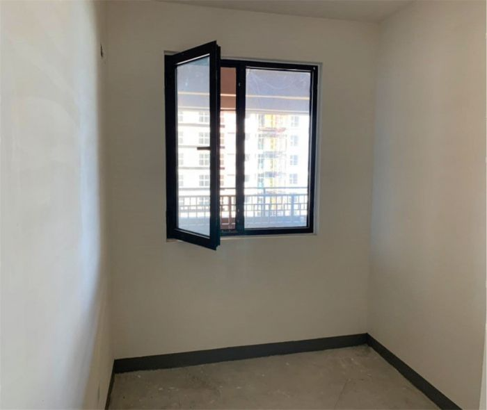 绿地新里城 3室2厅1卫 91.5m&sup2;