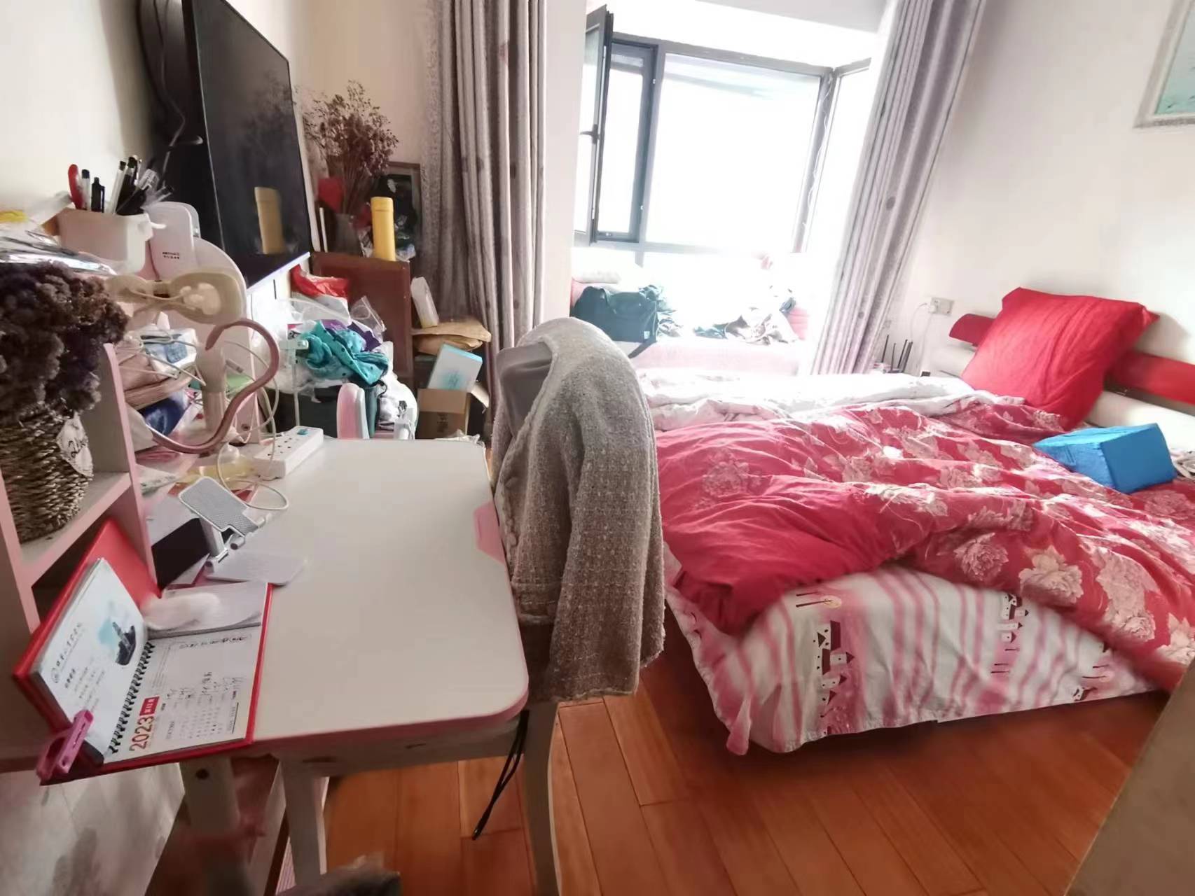 华强城二期 3室2厅2卫 130.00m&sup2;