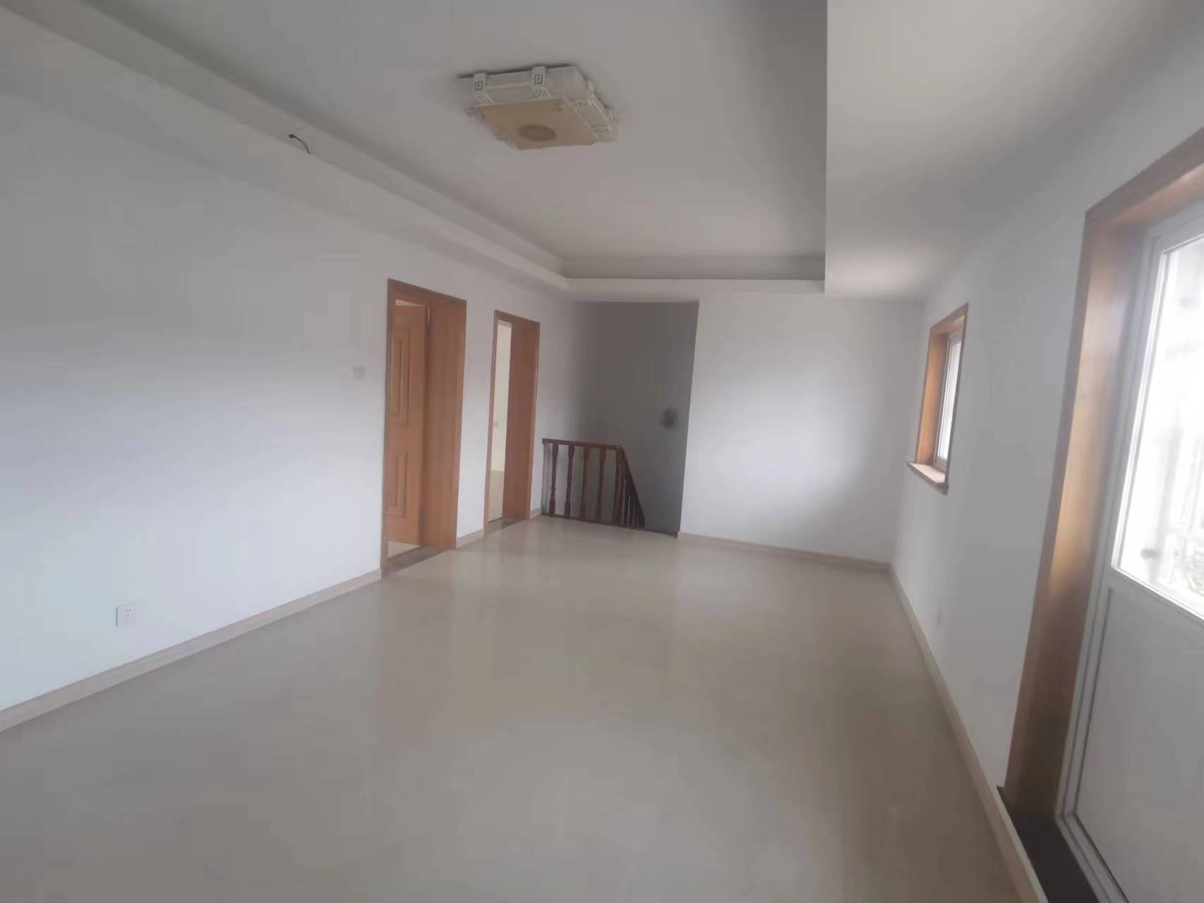 双霞花苑 4室2厅1卫 173.50m&sup2;