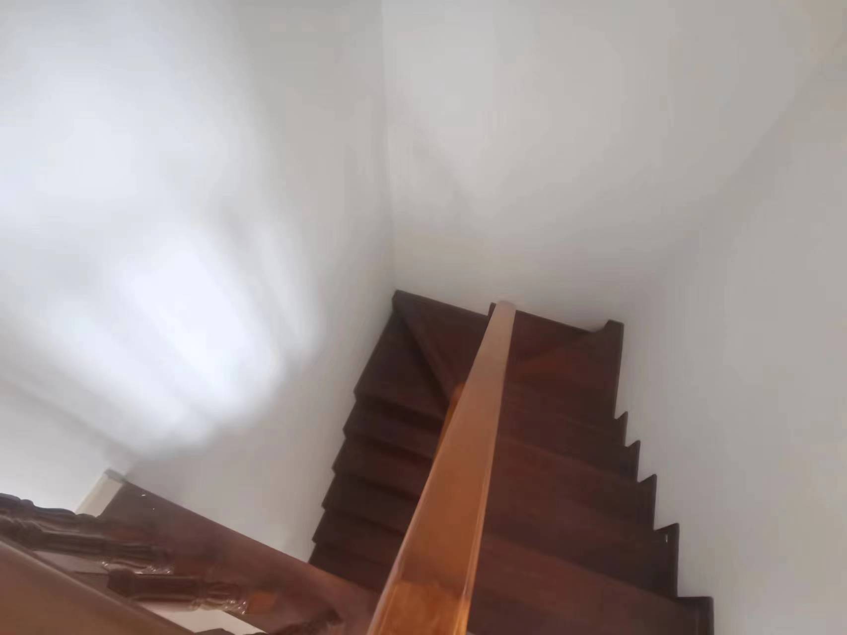 双霞花苑 4室2厅1卫 173.50m&sup2;