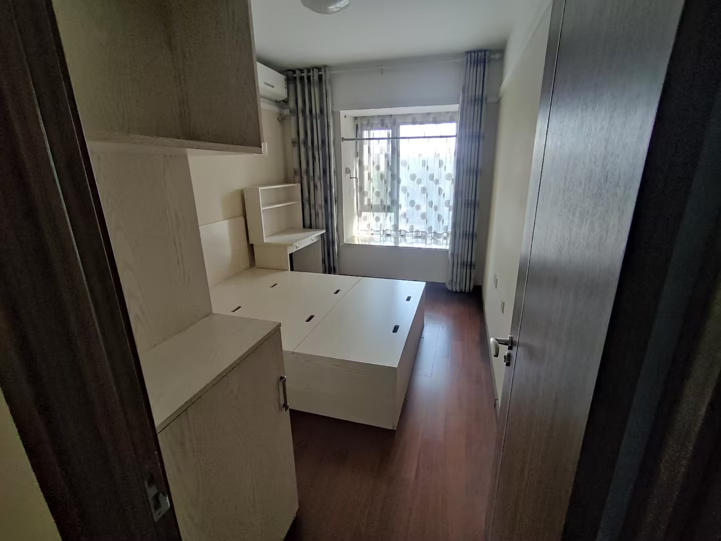 万科濠河传奇 3室2厅1卫 106m&sup2;