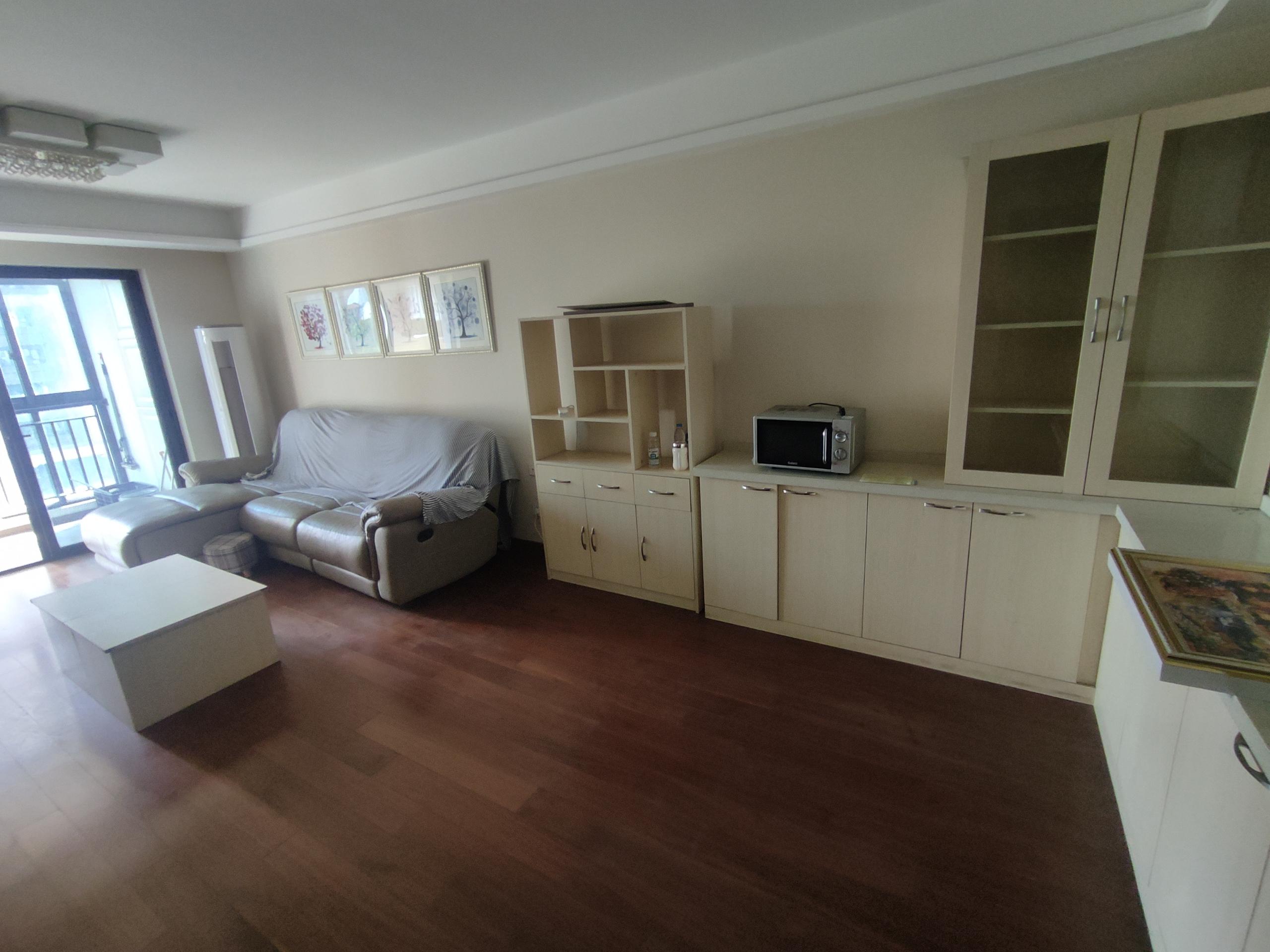 万科濠河传奇 3室2厅1卫 106m&sup2;