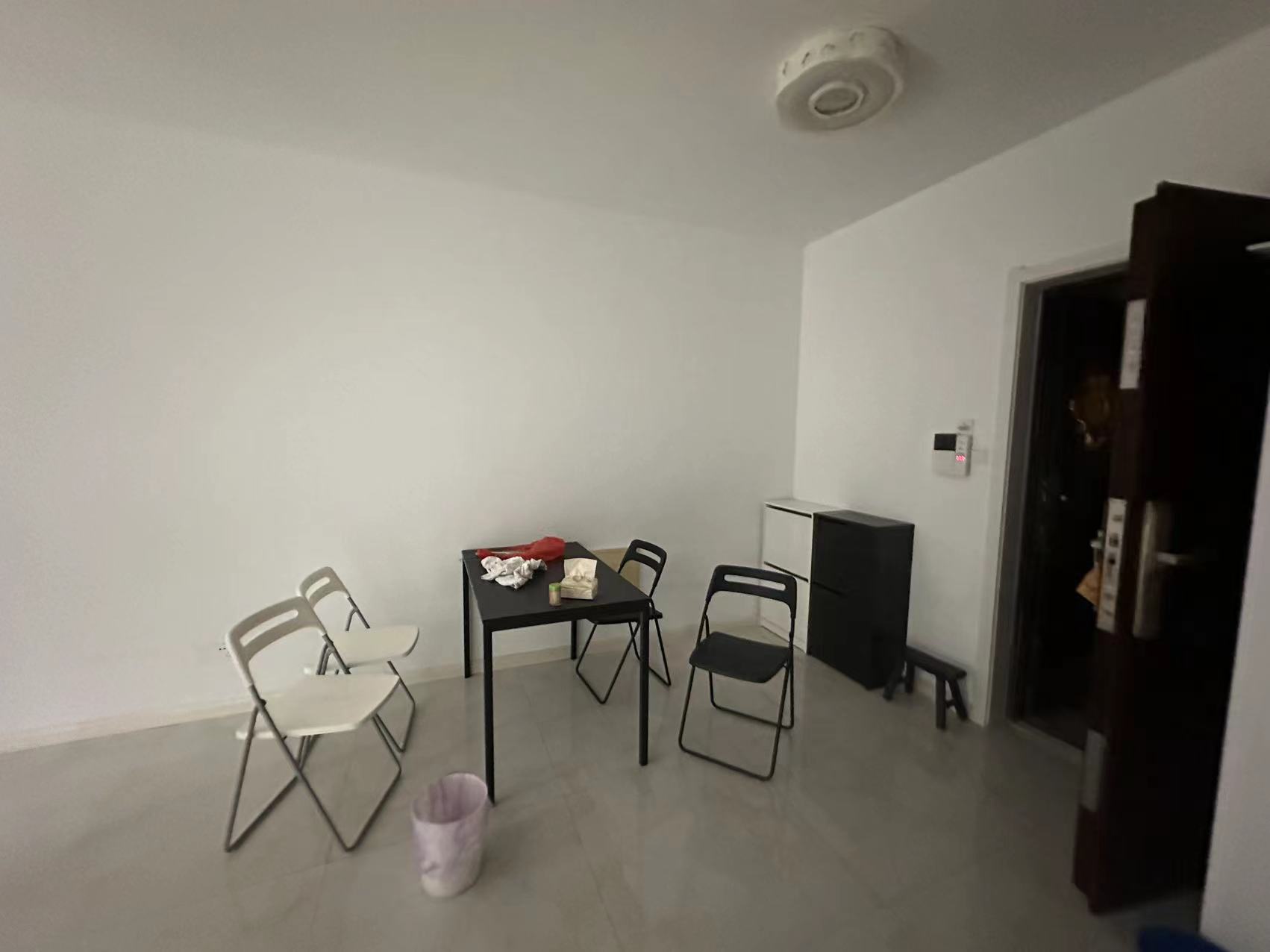 湖滨华庭 2室2厅1卫 91m²