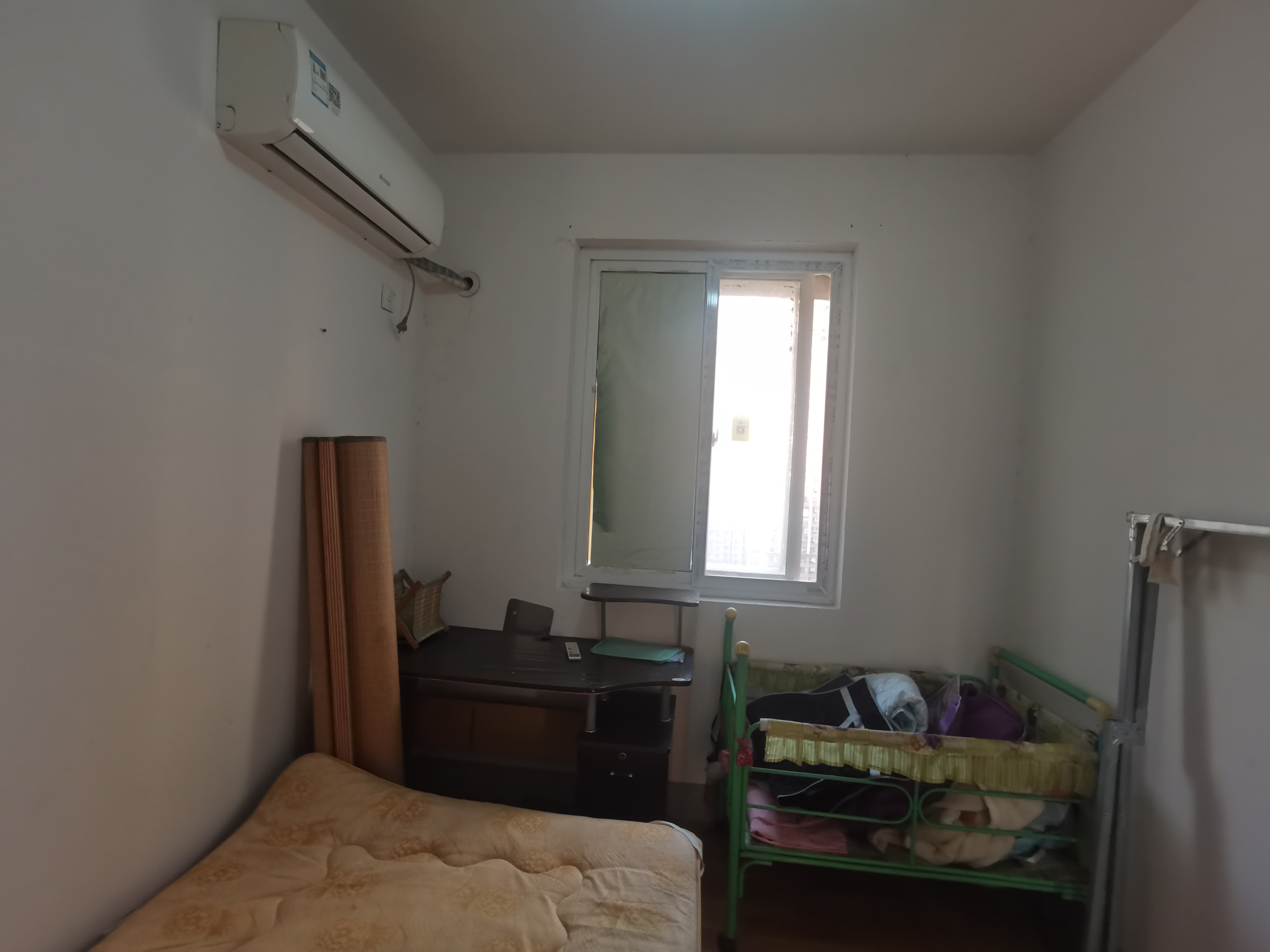 学士府 3室2厅1卫 107m&sup2;