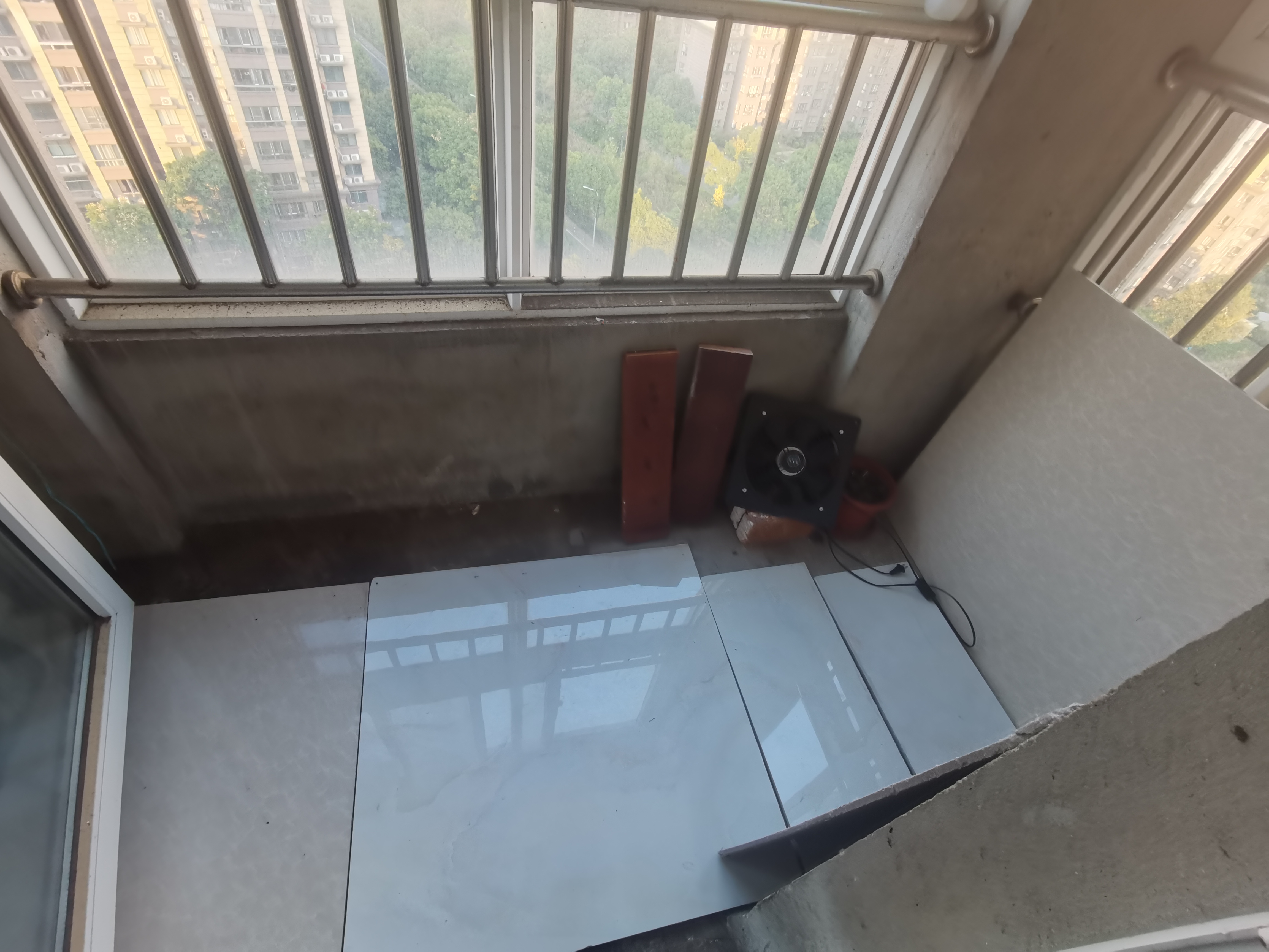 学士府 3室2厅1卫 107m&sup2;