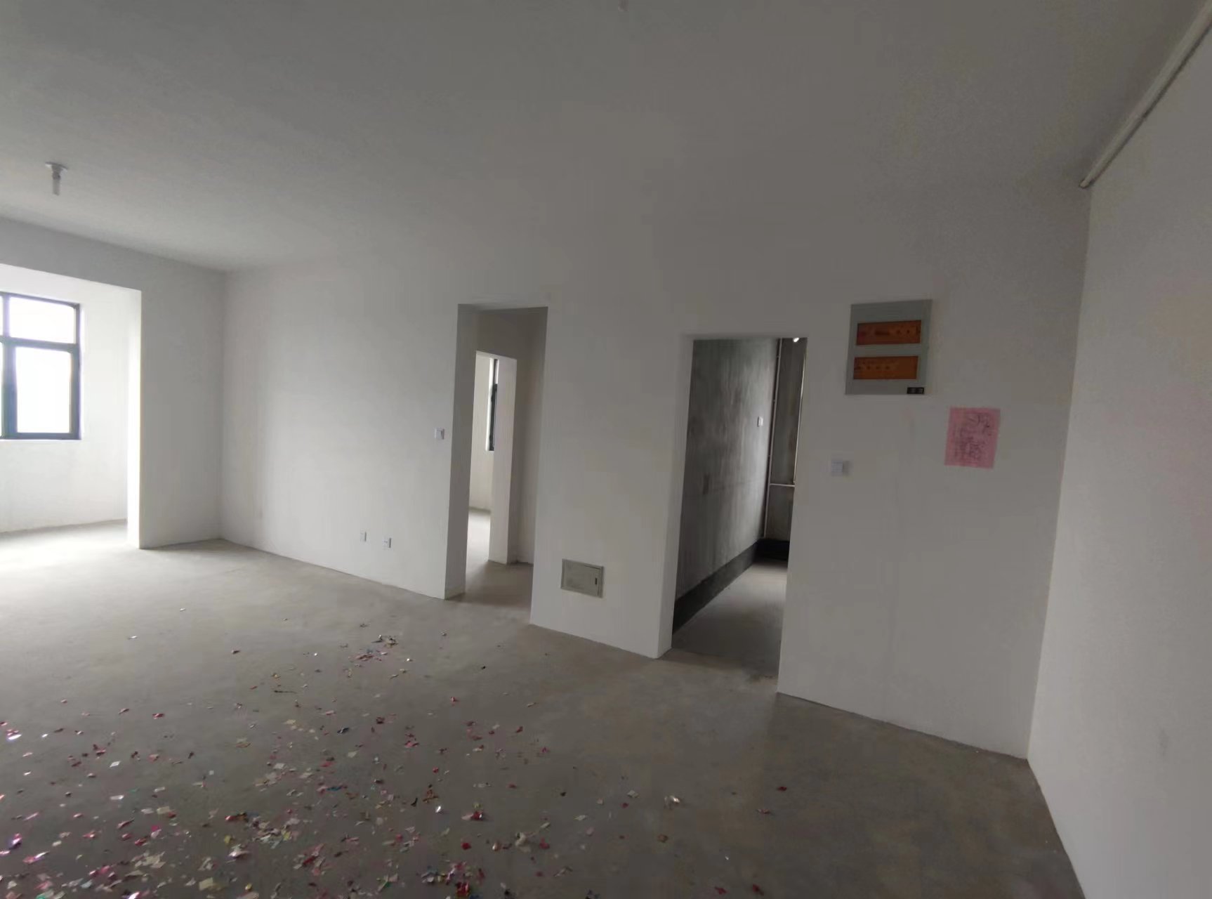 华山花苑六期 3室2厅2卫 125m&sup2;