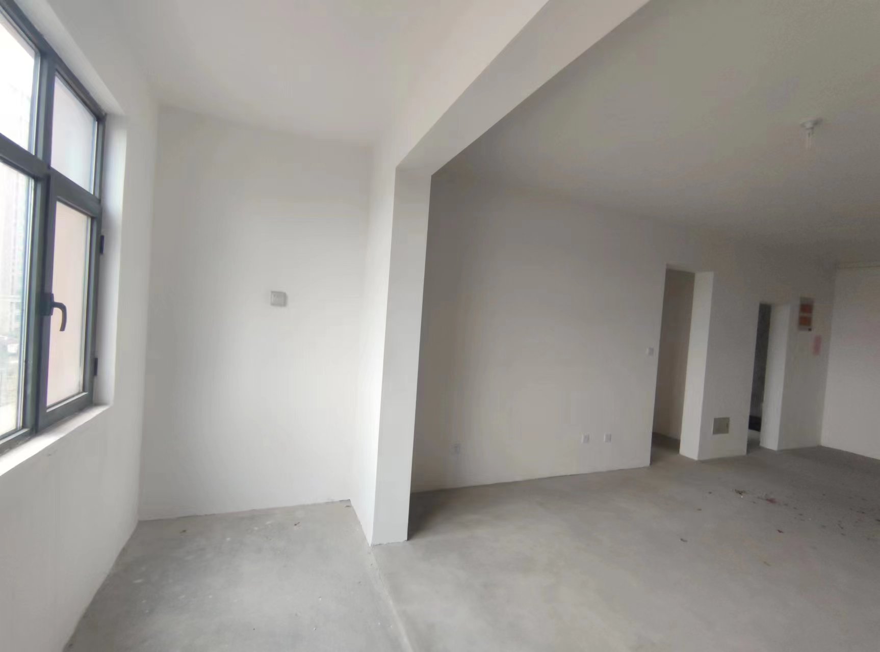 华山花苑六期 3室2厅2卫 125m&sup2;