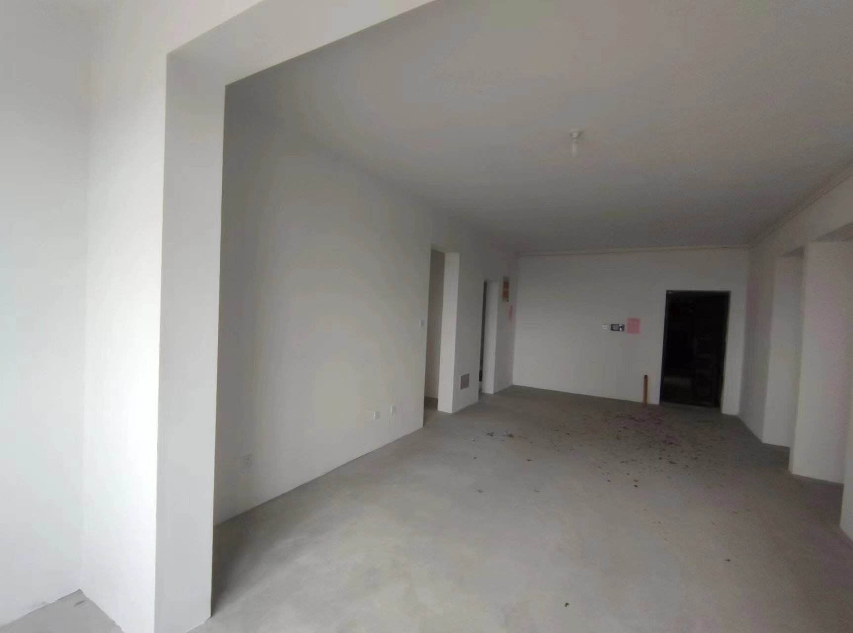 华山花苑六期 3室2厅2卫 125m&sup2;