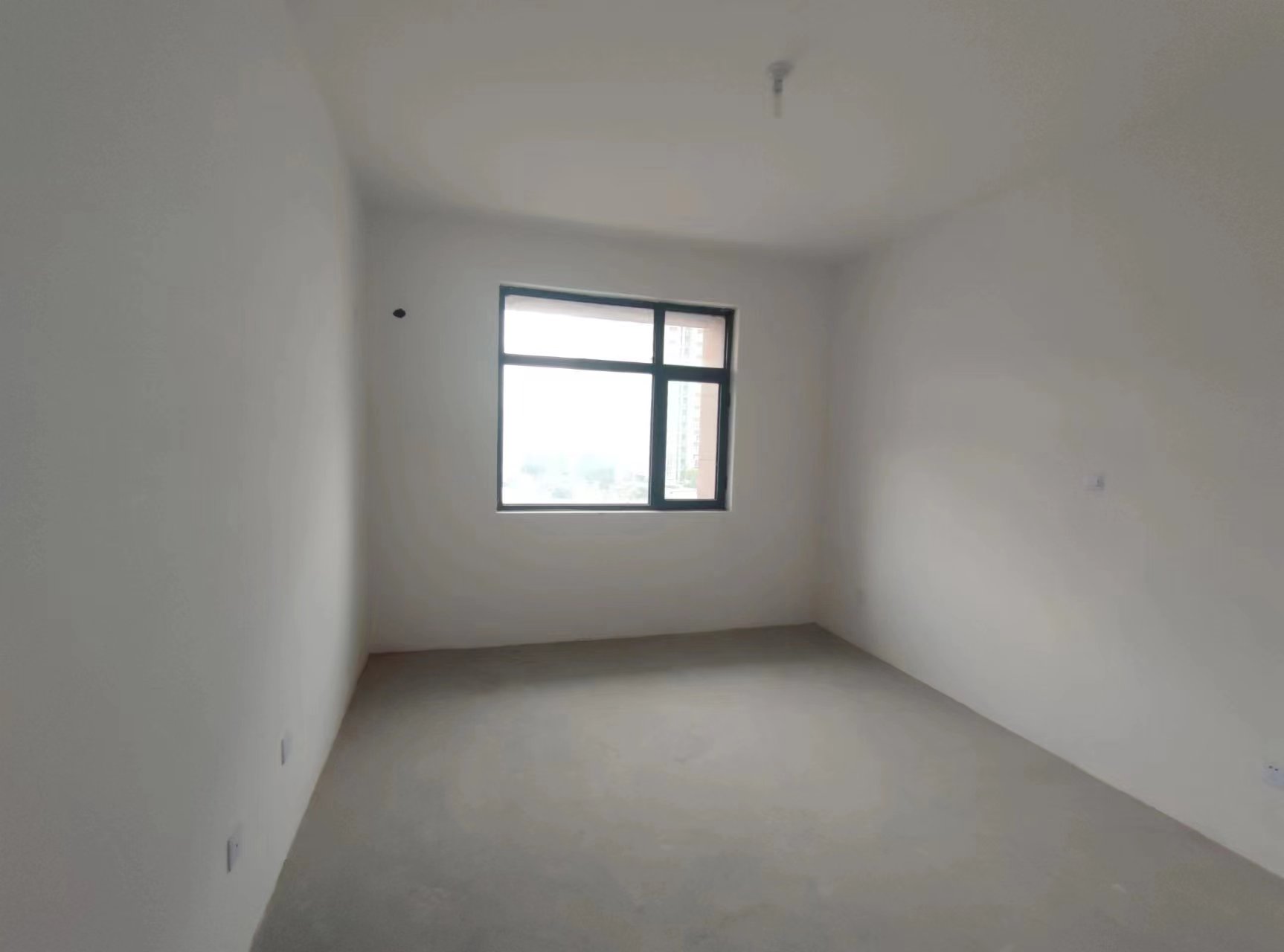 华山花苑六期 3室2厅2卫 125m&sup2;
