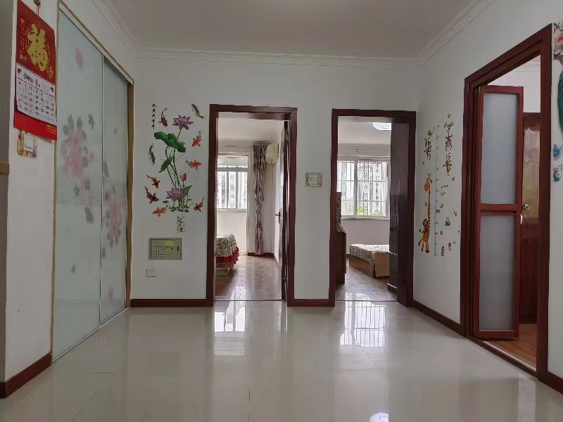 新港花苑 3室1厅1卫 95.03m²