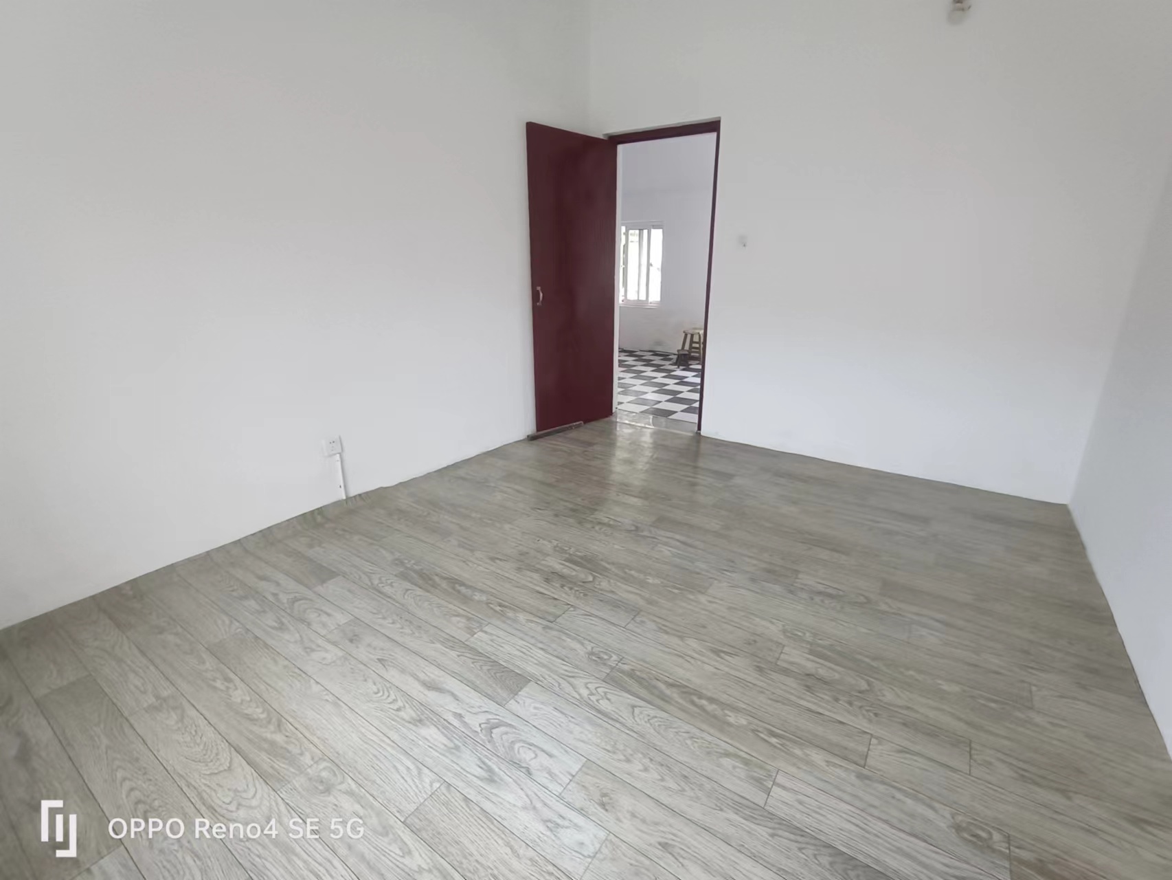 新苑华庭 3室1厅1卫 105m&sup2;