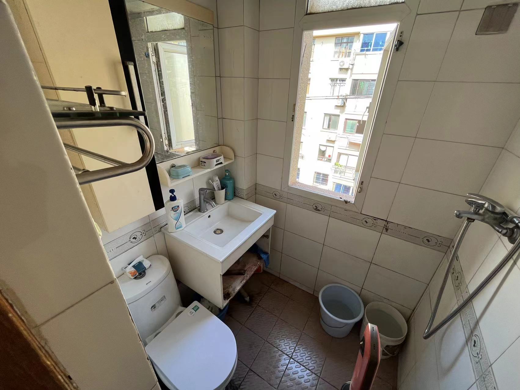 曙光社区 3室1厅1卫 82.30m&sup2;