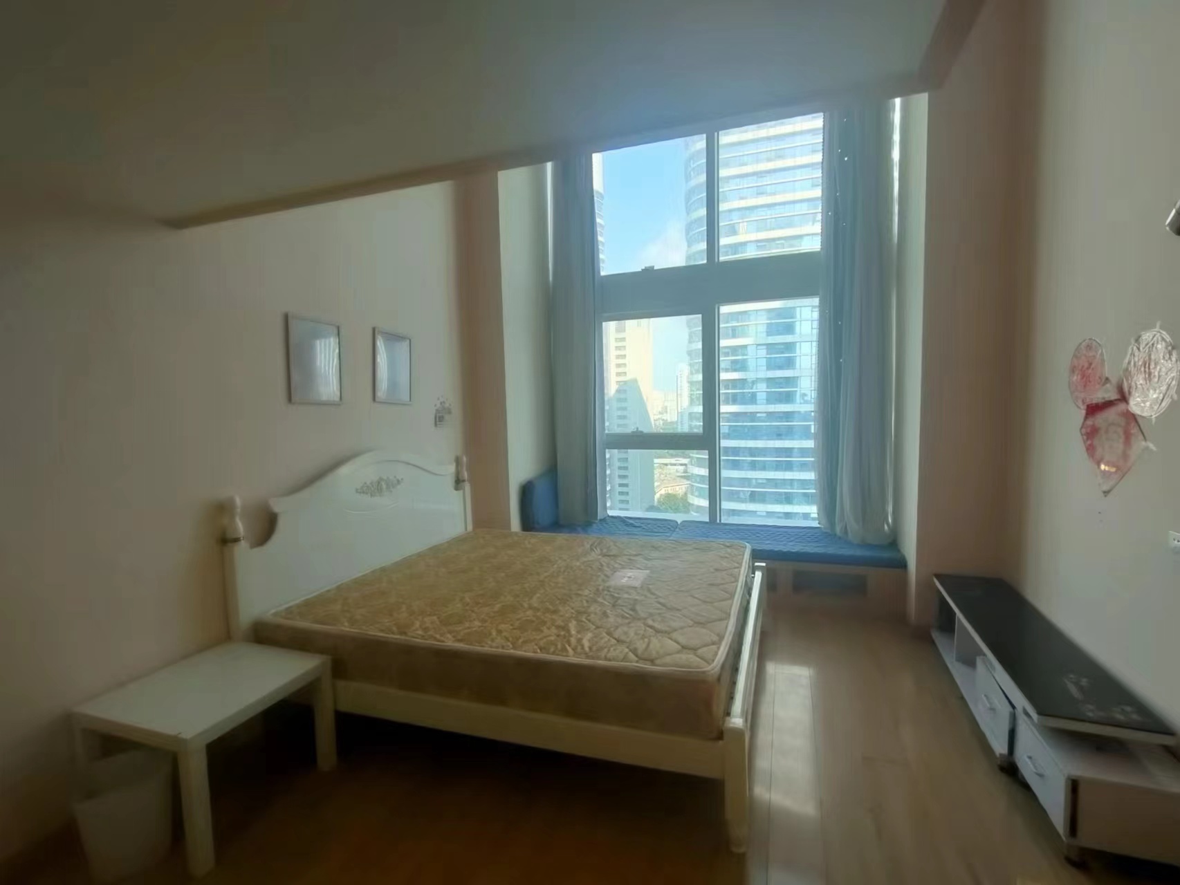 中南世纪城北区 1室1厅1卫 52m&sup2;