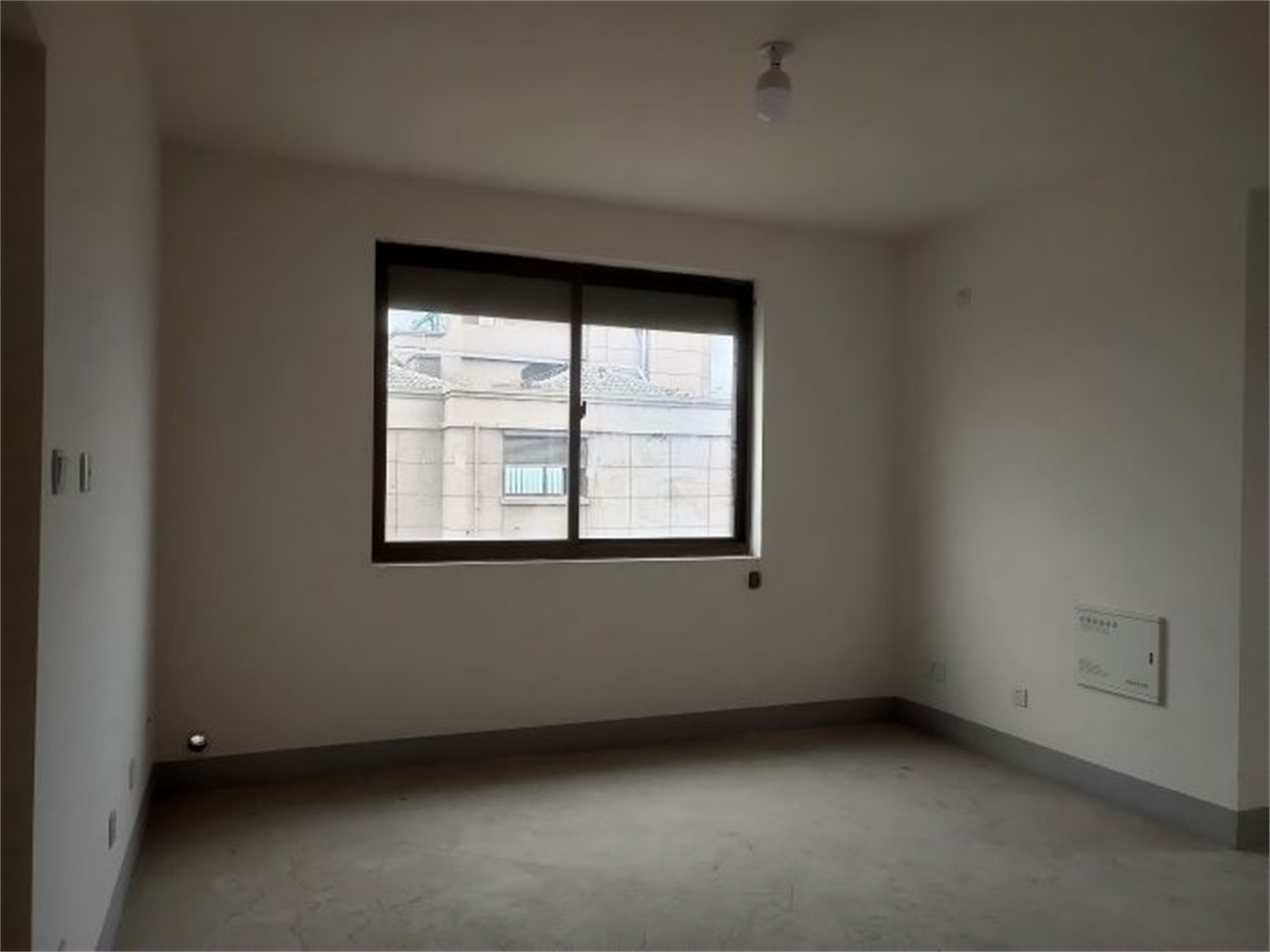 兴石花园 2室1厅1卫 83m&sup2;