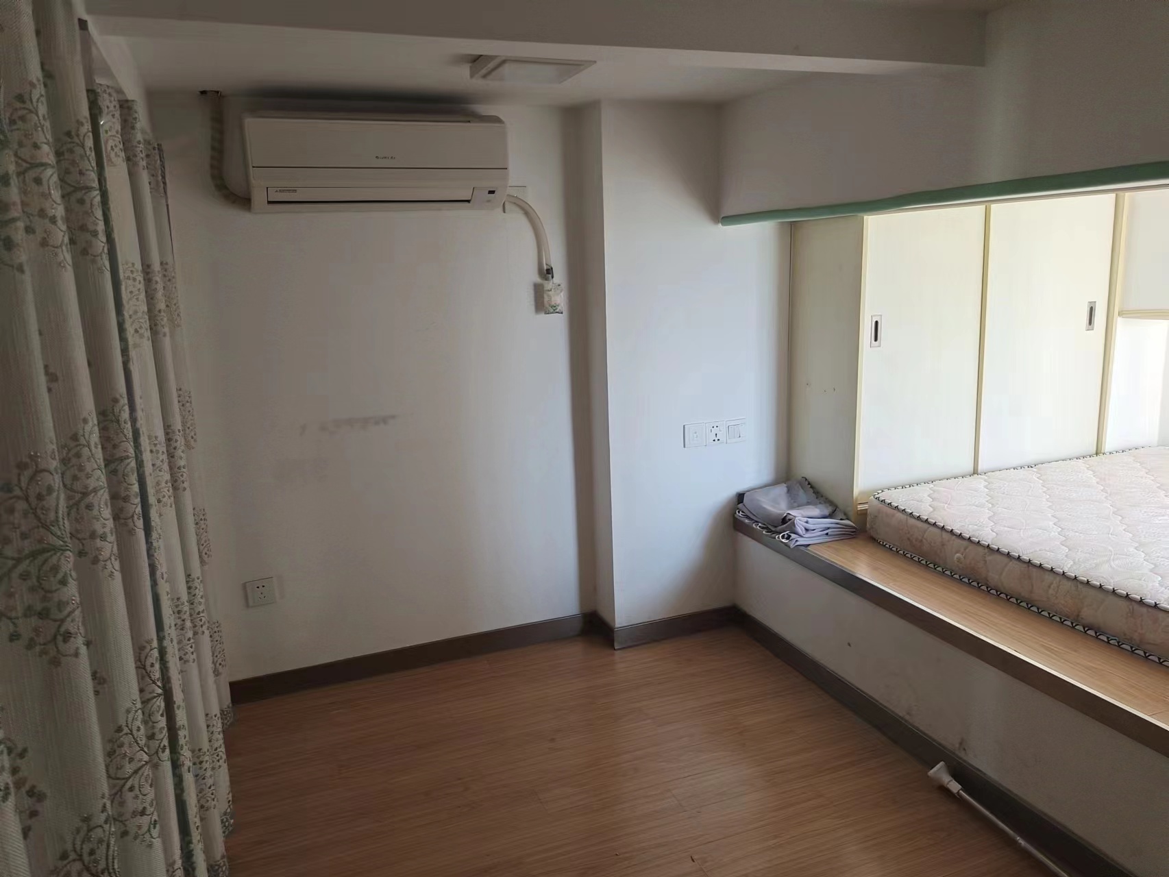 恒生汇金苑 2室1厅1卫 50m&sup2;