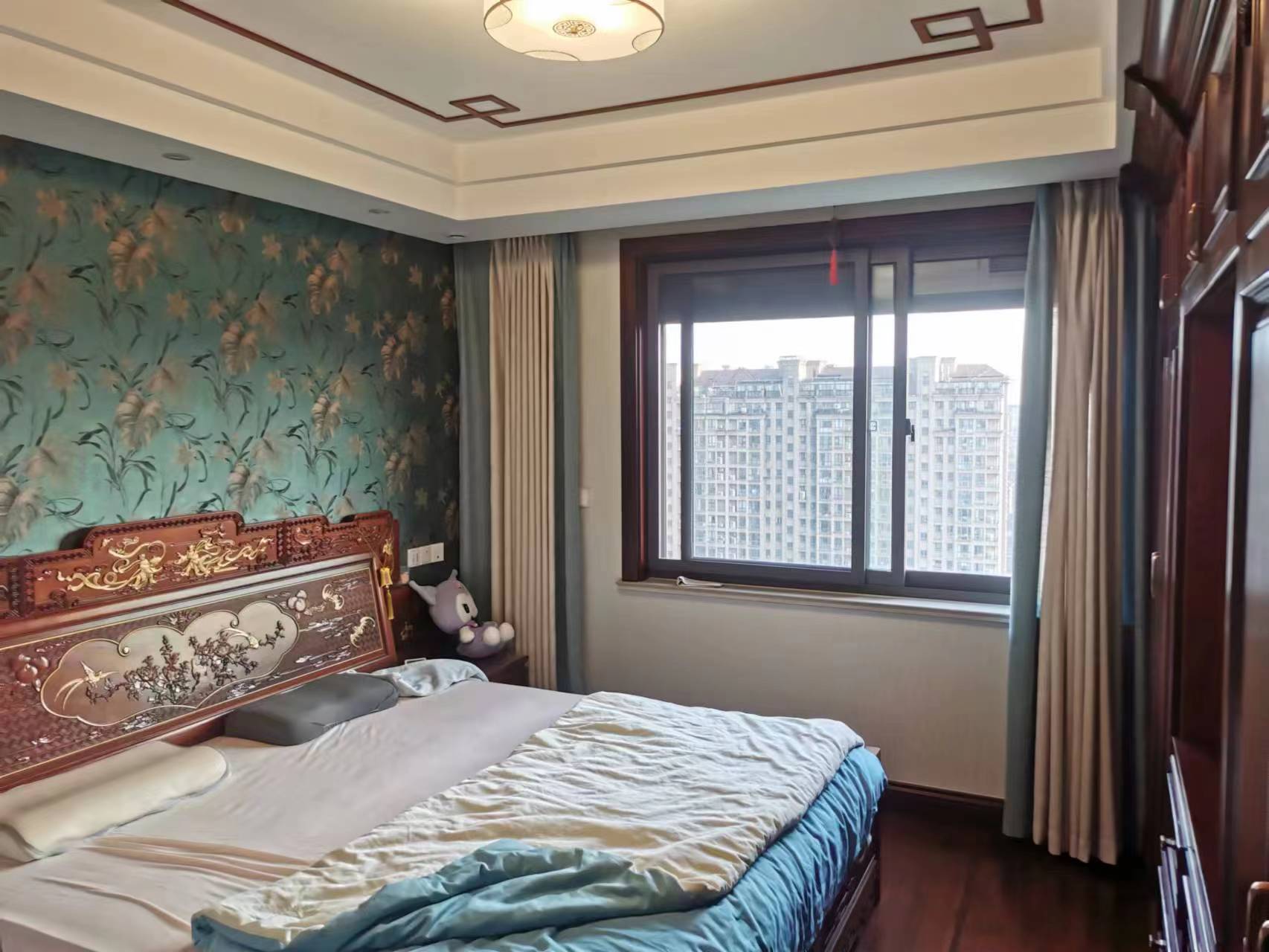 万濠世家 3室2厅2卫 140m&sup2;