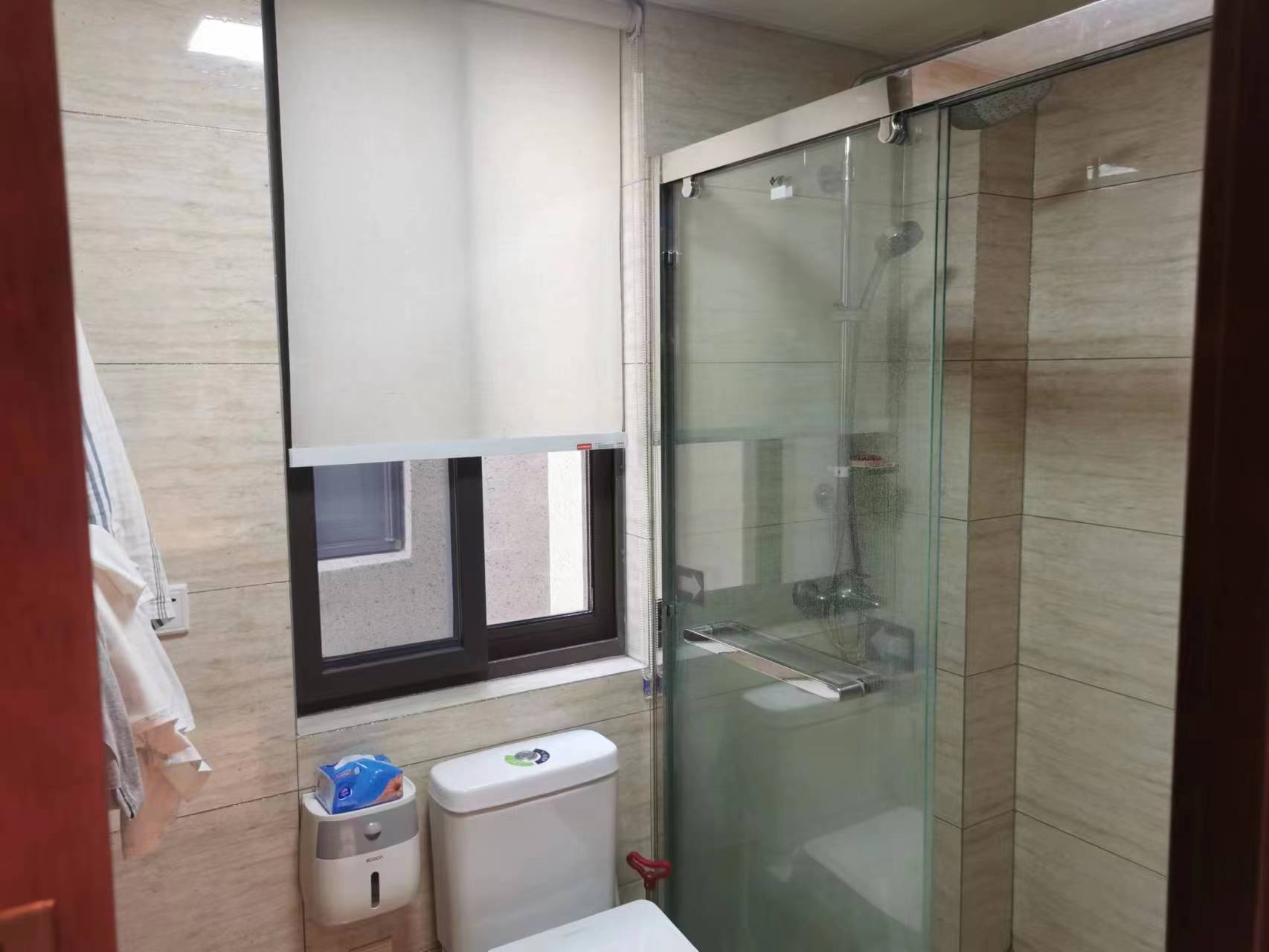 万濠世家 3室2厅2卫 140m&sup2;