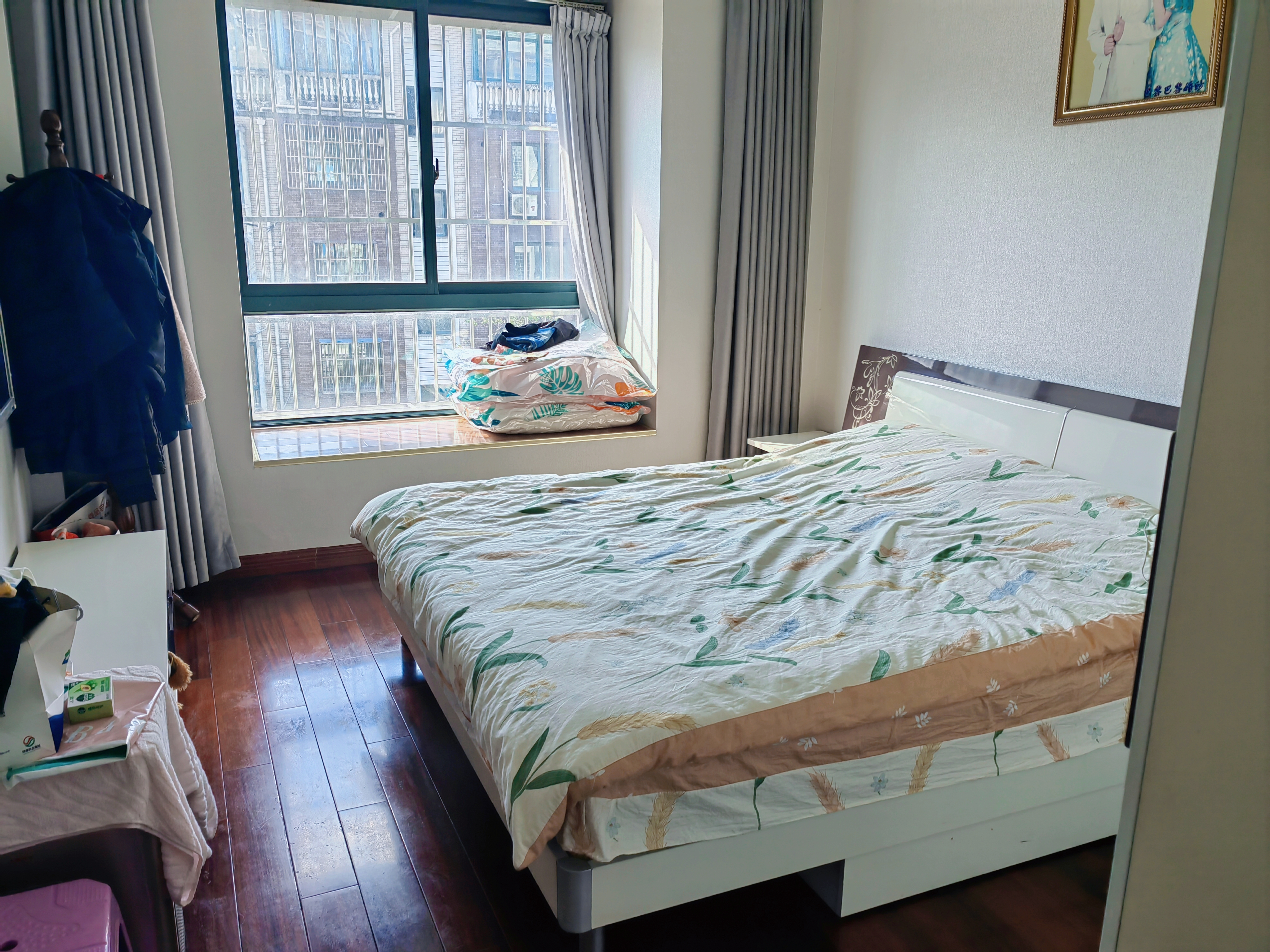 名人世家 3室2厅1卫 134.50m&sup2;