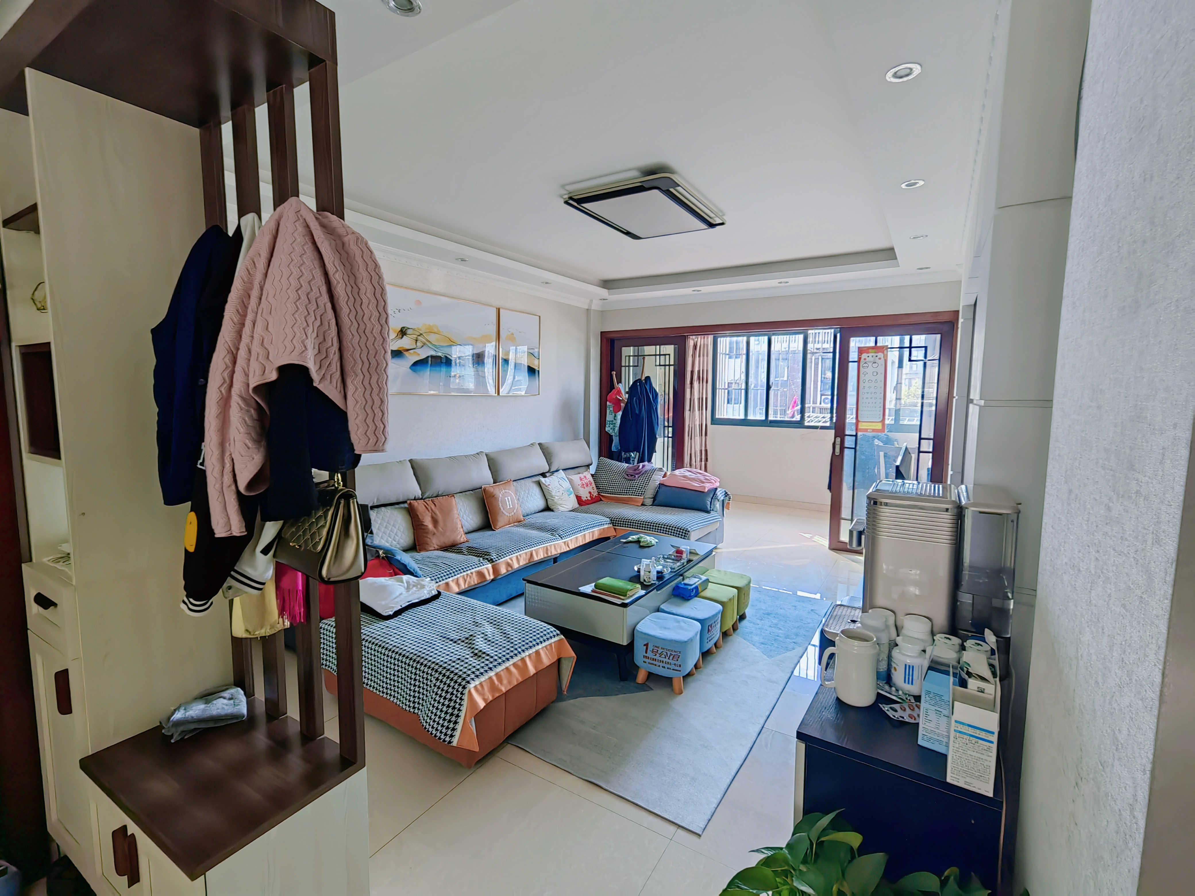 名人世家 3室2厅1卫 134.50m&sup2;
