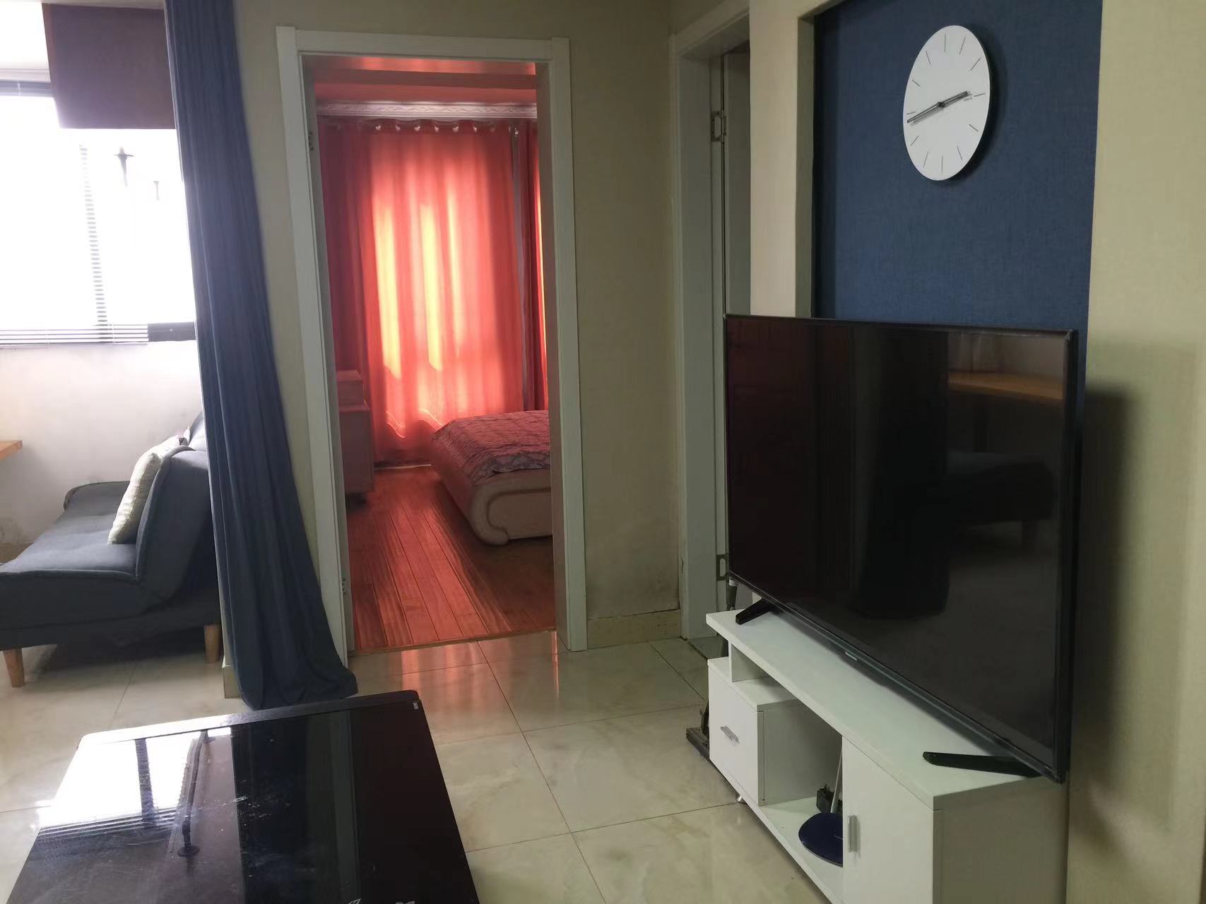 高迪晶城 2室2厅1卫 67.00m&sup2;