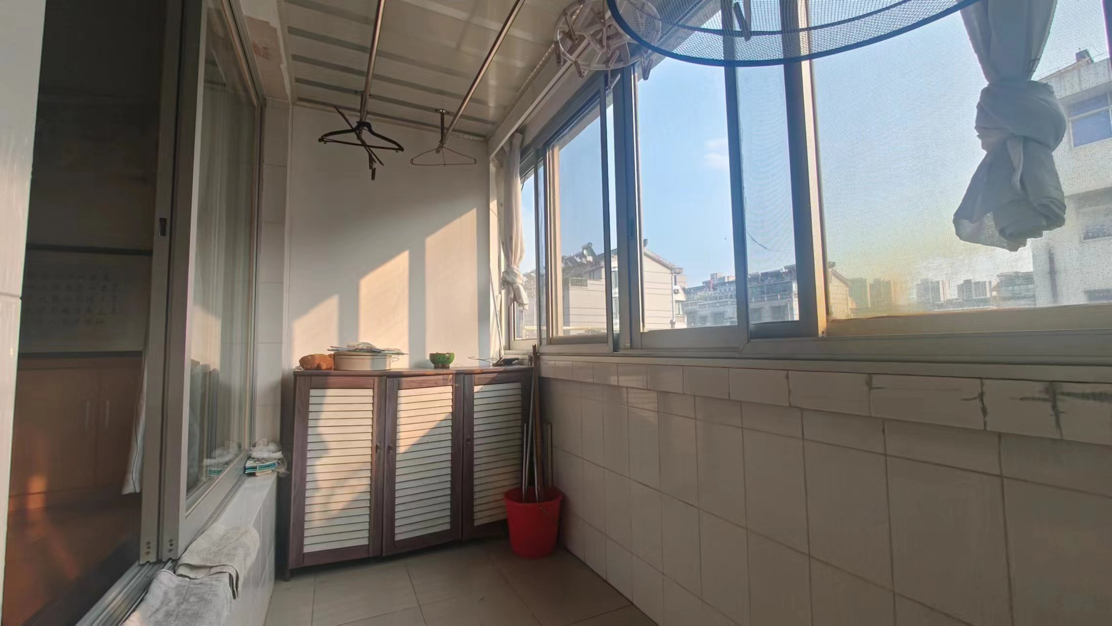 金和小区 3室2厅2卫 130m&sup2;