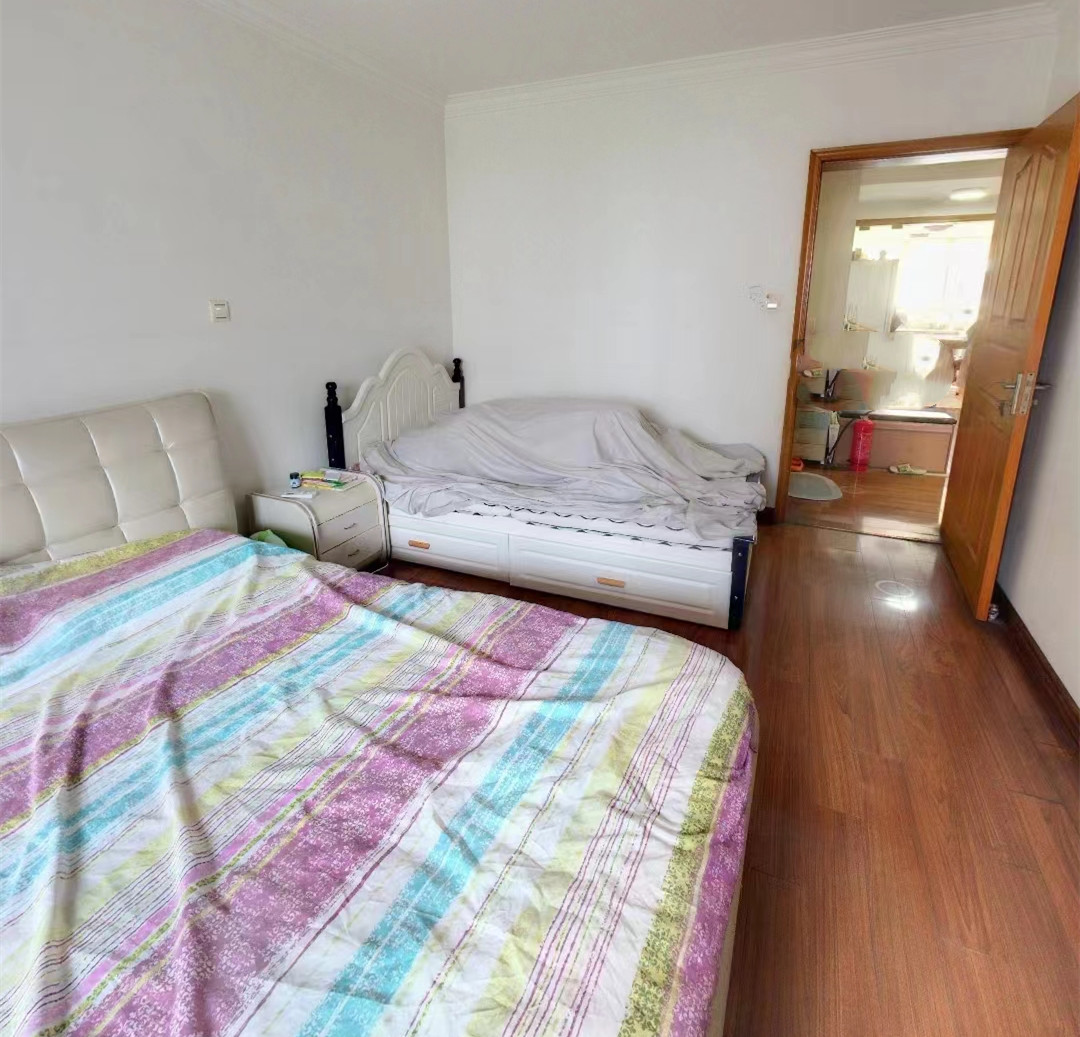 天都花苑 2室2厅1卫 78m&sup2;
