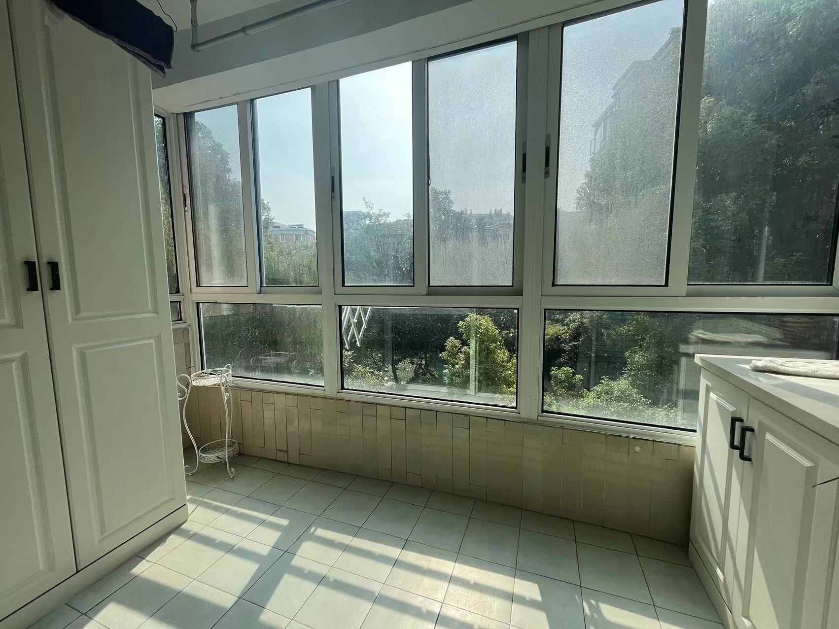 天安花园 4室2厅2卫 152m&sup2;