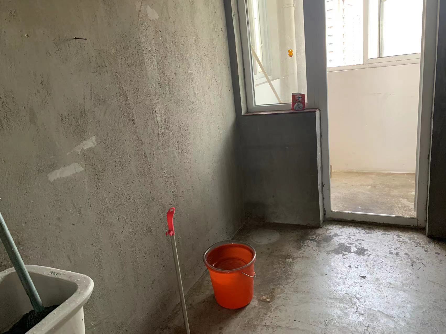 龙湖佳苑 3室2厅1卫 130m&sup2;