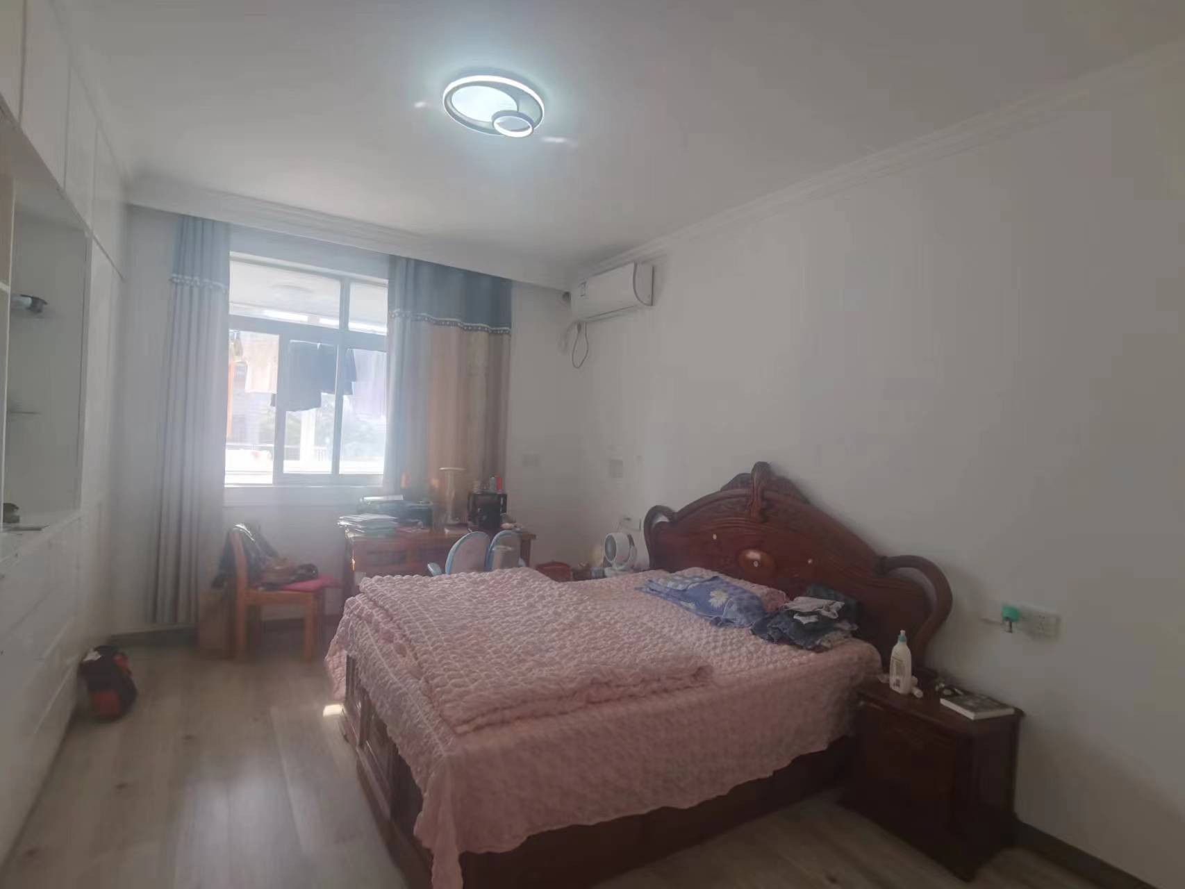城中花园 3室2厅1卫 95m&sup2;