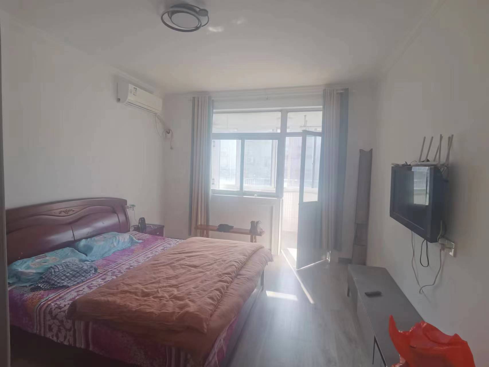 城中花园 3室2厅1卫 95m&sup2;